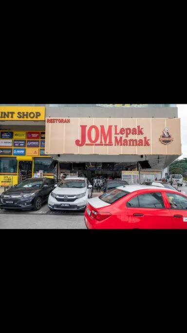 Cozy kenwingston platz kl 2-5pax 2BR&2BR Klcc view pakin netflx 3705A