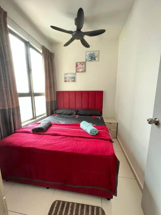 Cozy kenwingston platz kl 2-5pax 2BR&2BR Klcc view pakin netflx 3705A