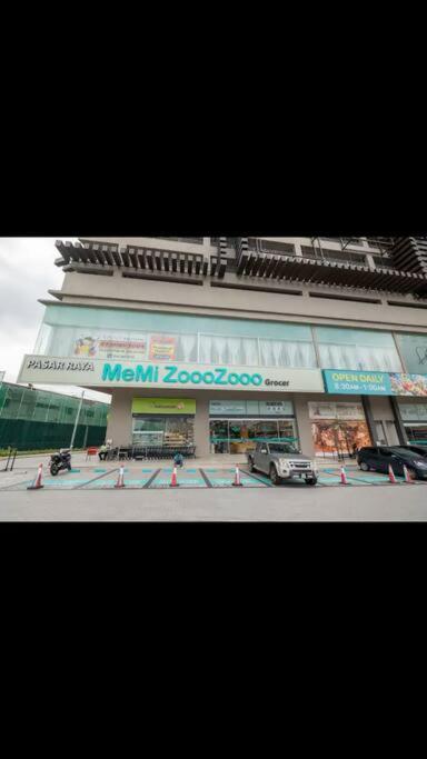 Cozy kenwingston platz kl 2-5pax 2BR&2BR Klcc view pakin netflx 3705A
