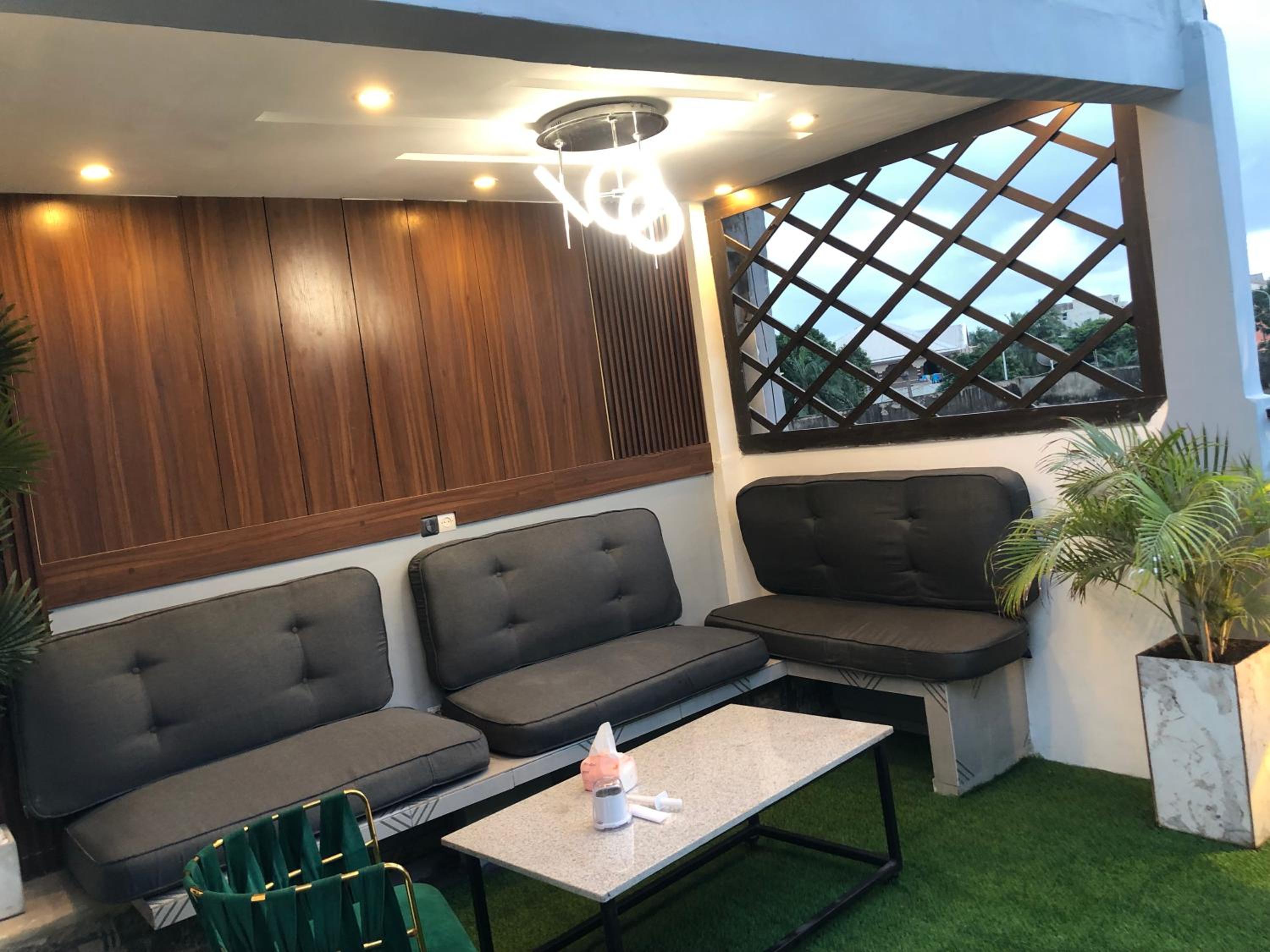THE DUPLeX
