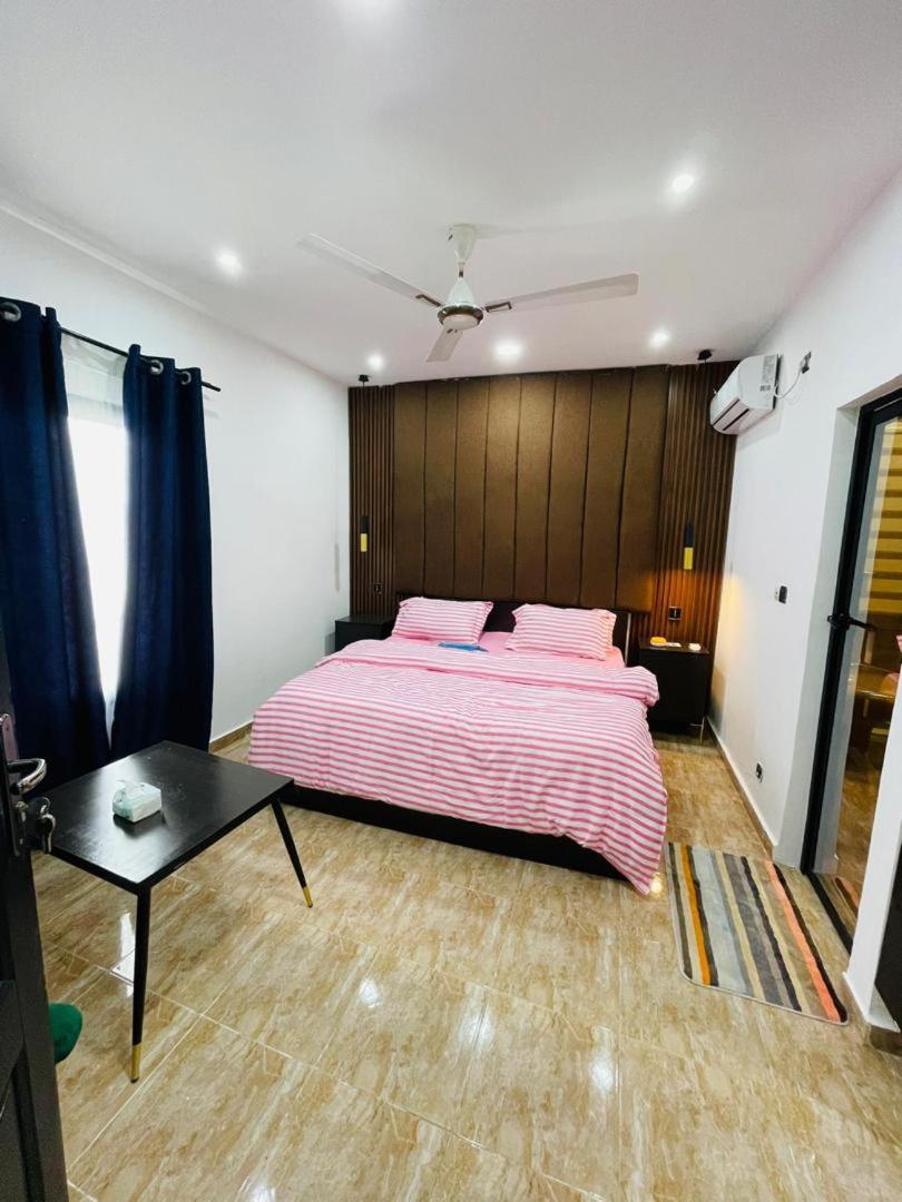 THE DUPLeX