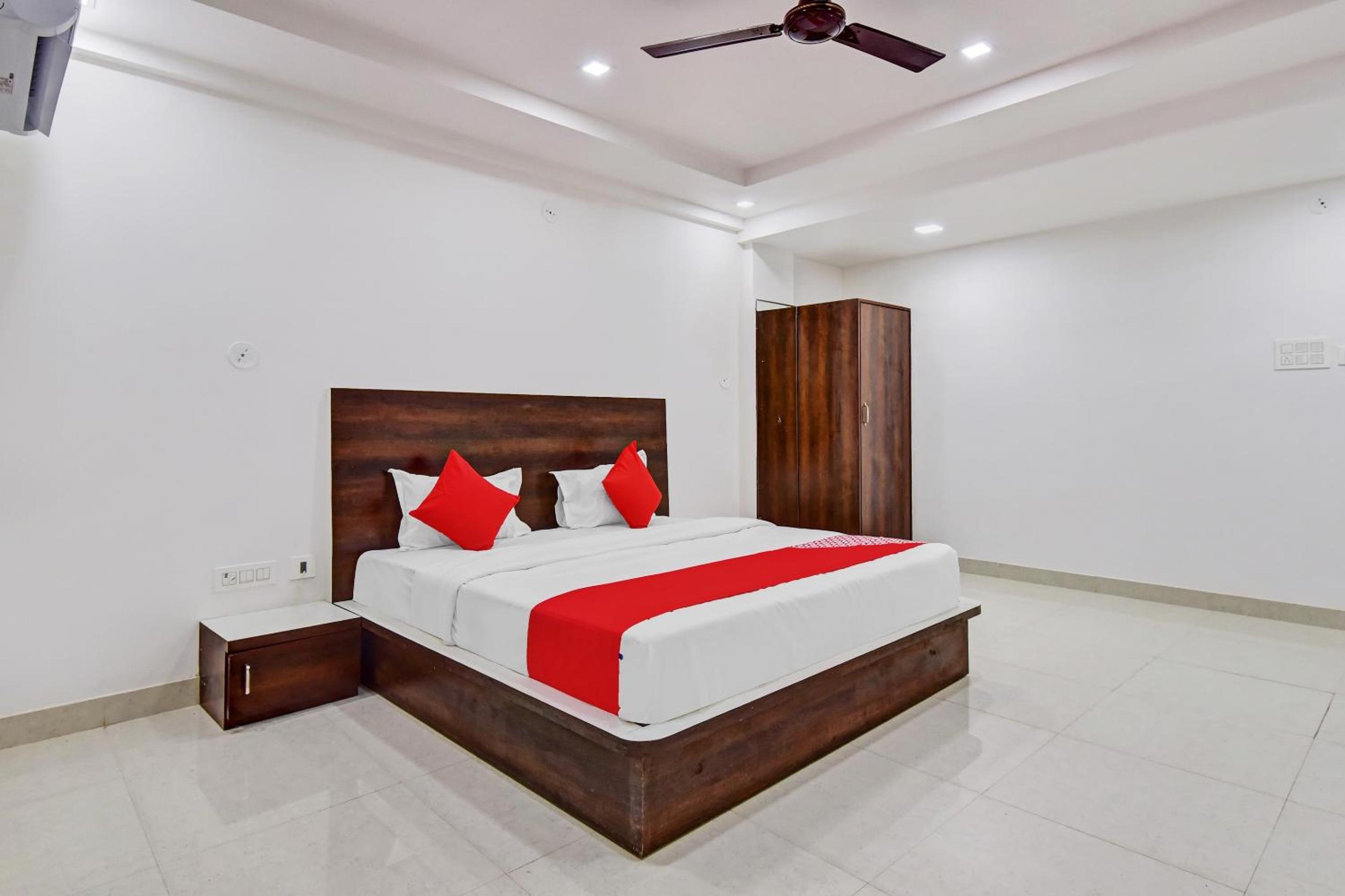 Hotel O Tirupati Nagar Kota formerly Jay Palace view 2