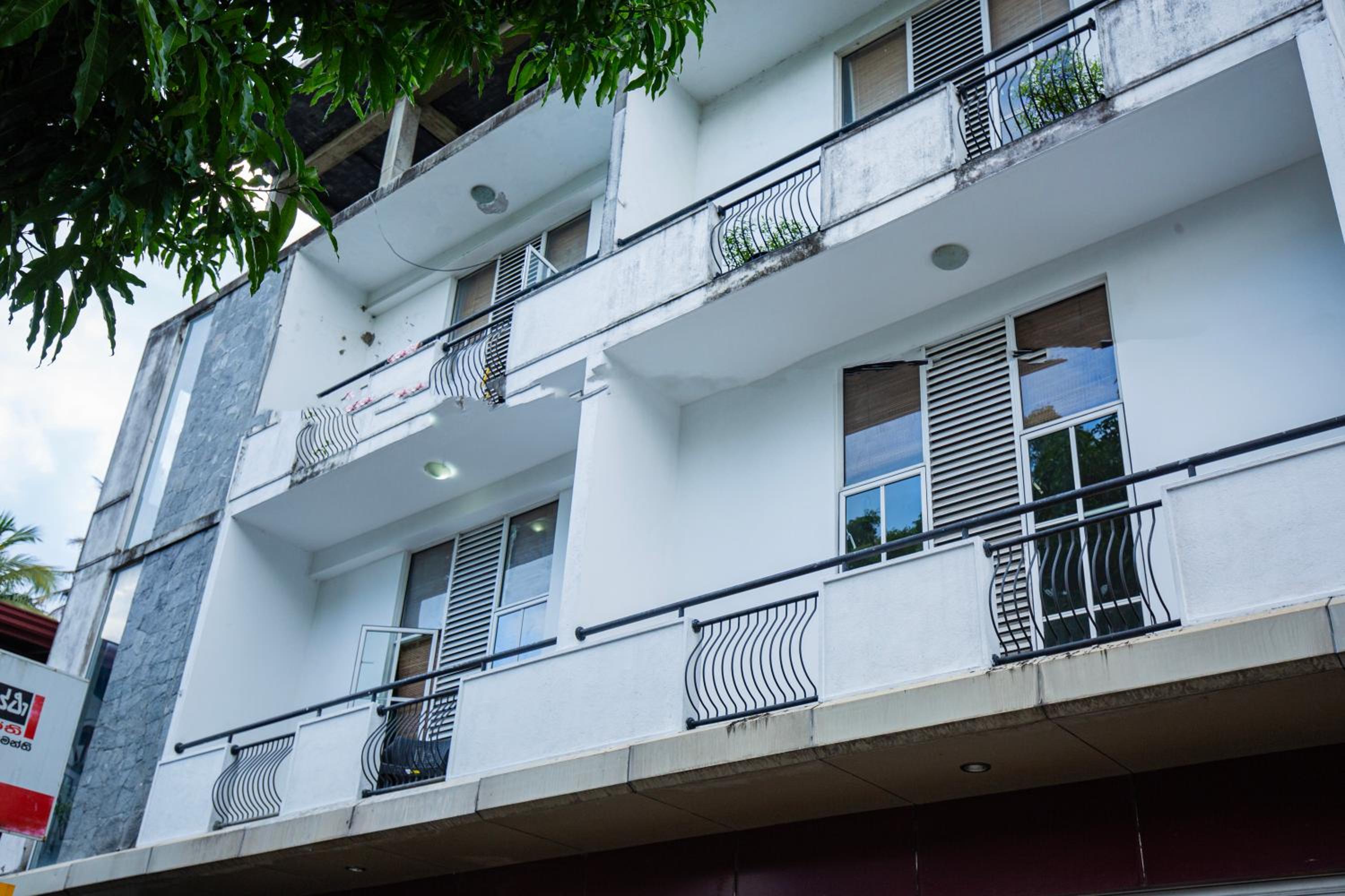 Singhe Apartment