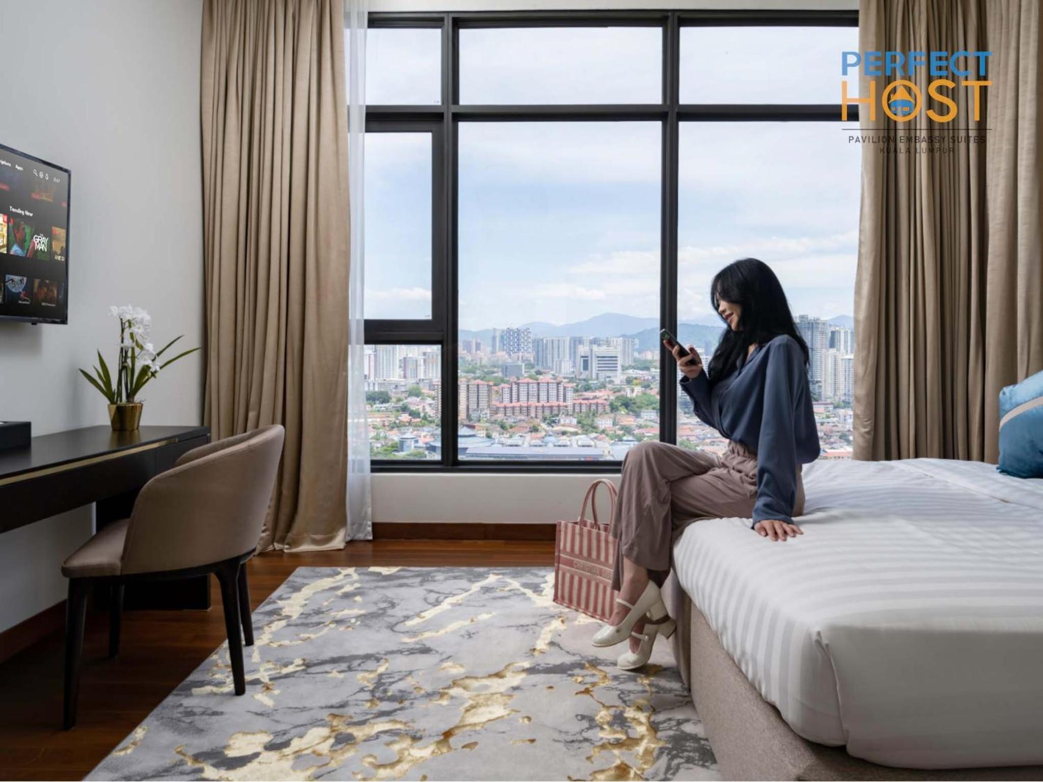 Pavilion Embassy Suites KL by Perfect Host