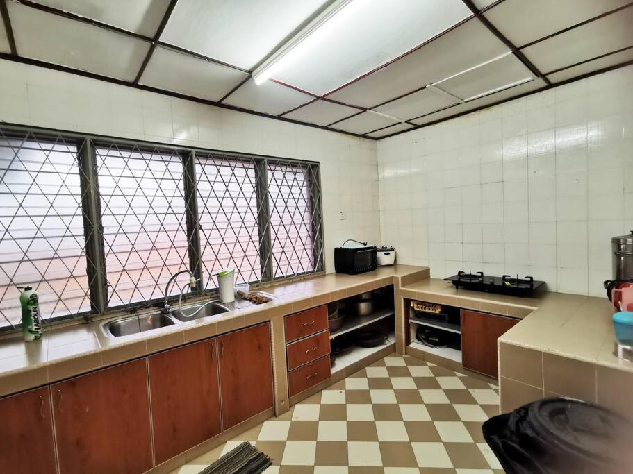 Cheerful Seaview Bungalow PD, BBQ photo 7