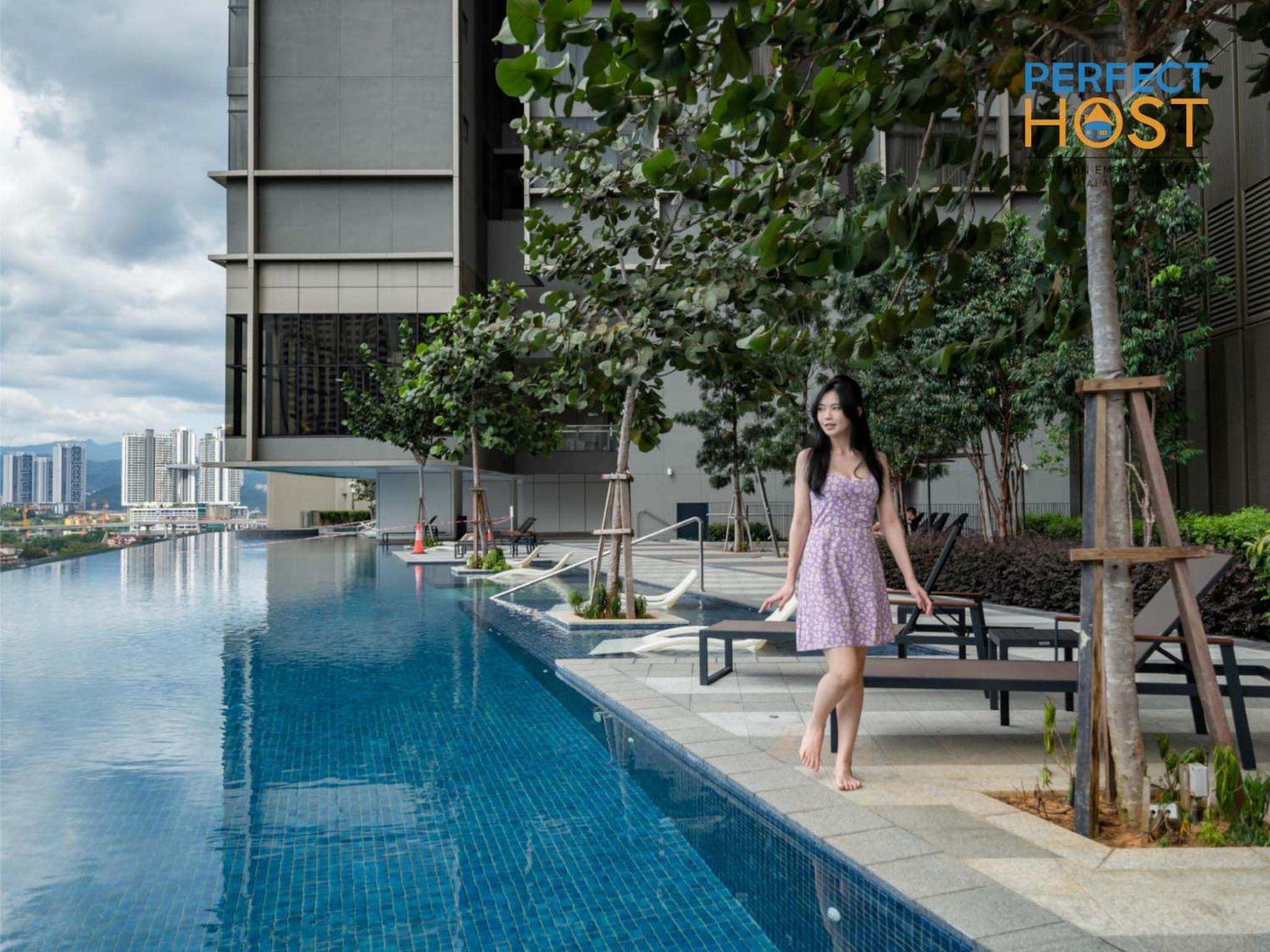 Pavilion Embassy Suites KL by Perfect Host