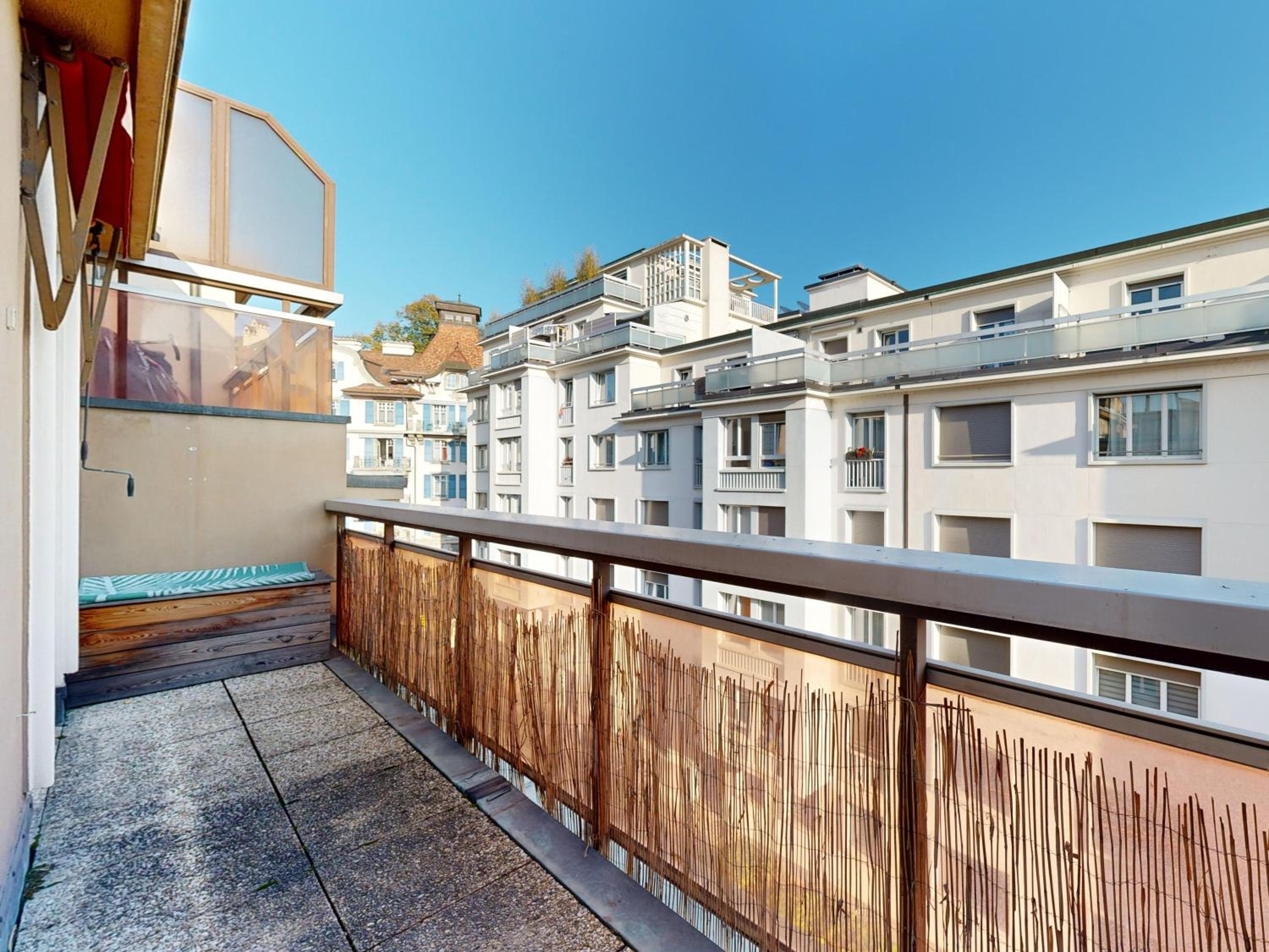 Bright flat in the heart of Lausanne