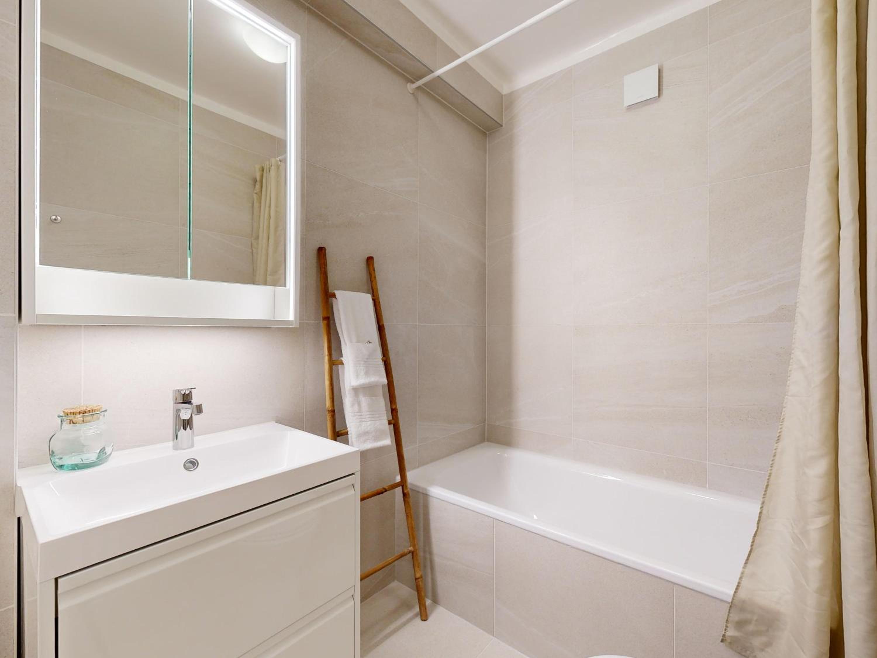 Bright flat in the heart of Lausanne