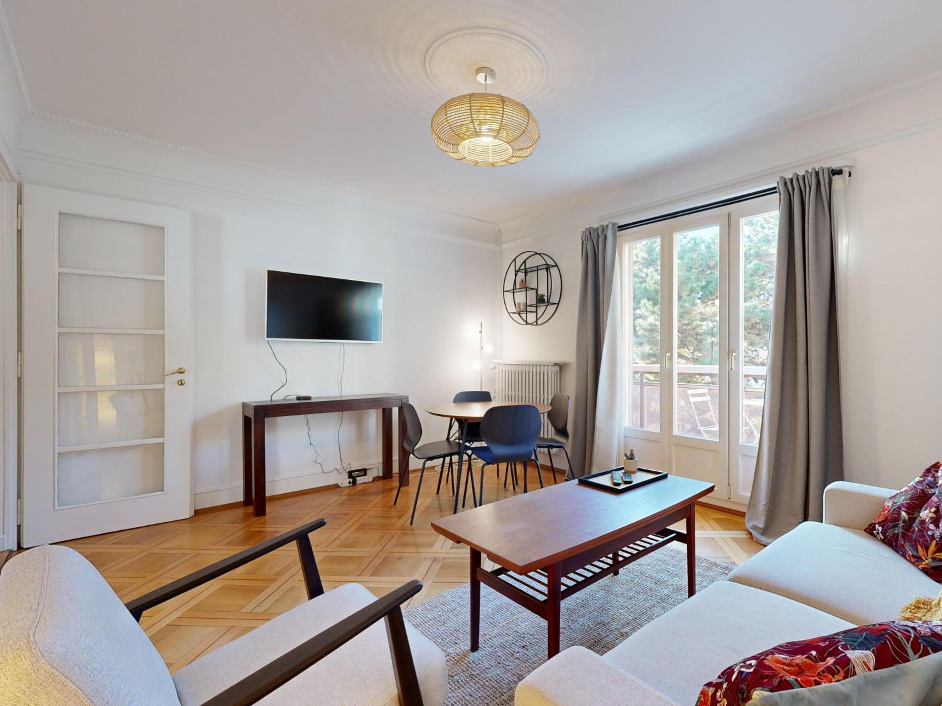 Bright flat in the heart of Lausanne
