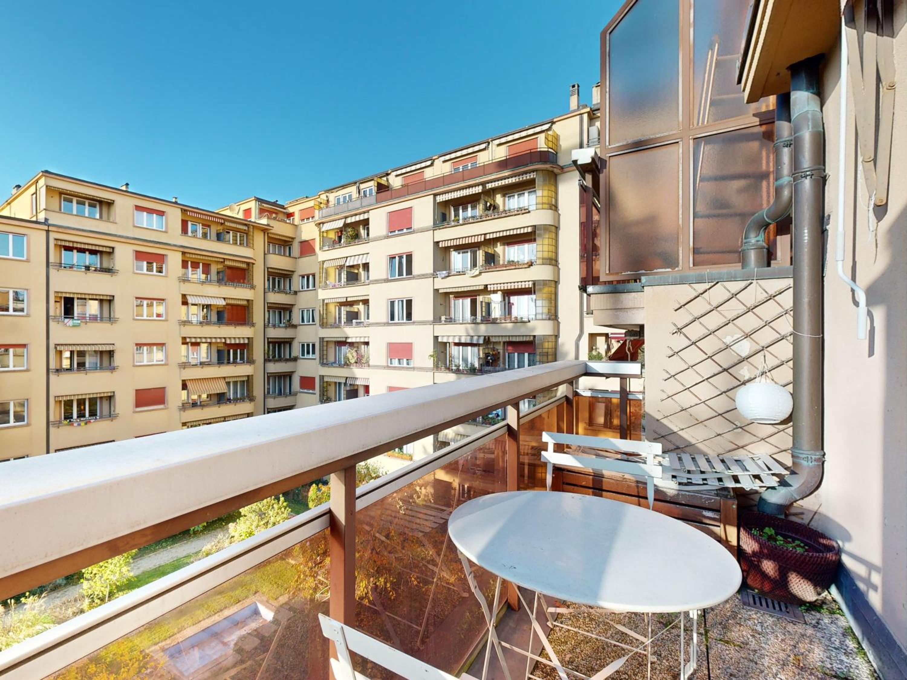 Bright flat in the heart of Lausanne