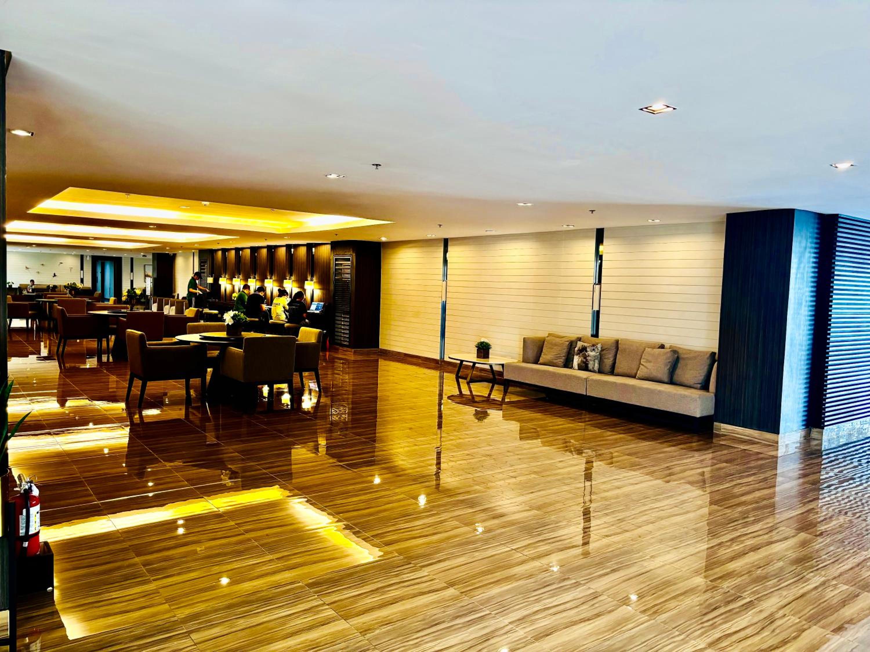 Ikigai Charlie Makati Condo Premium Comfort & Luxury