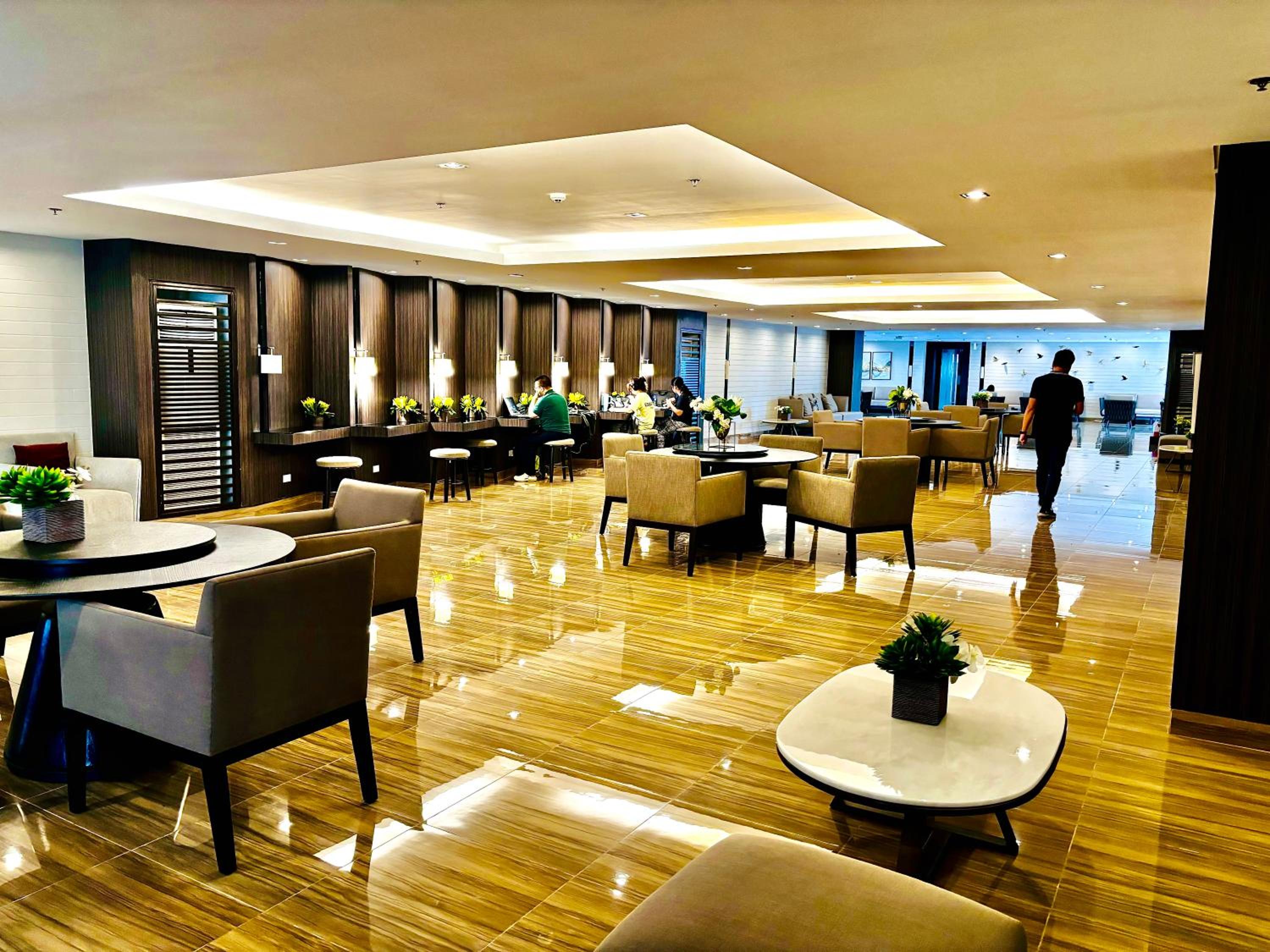 Ikigai Charlie Makati Condo Premium Comfort & Luxury