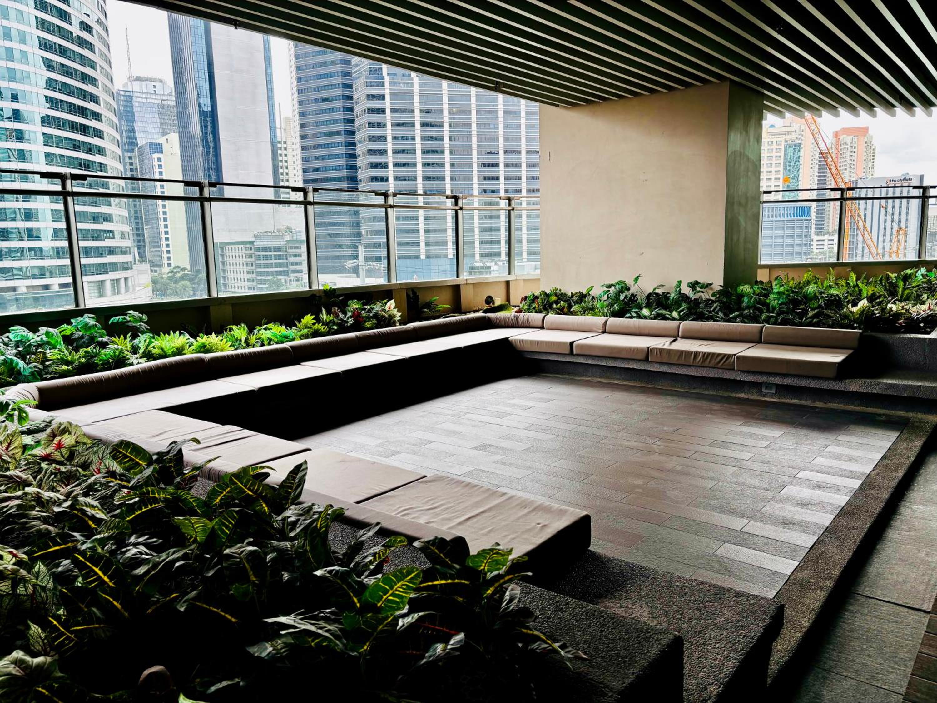 Ikigai Charlie Makati Condo Premium Comfort & Luxury