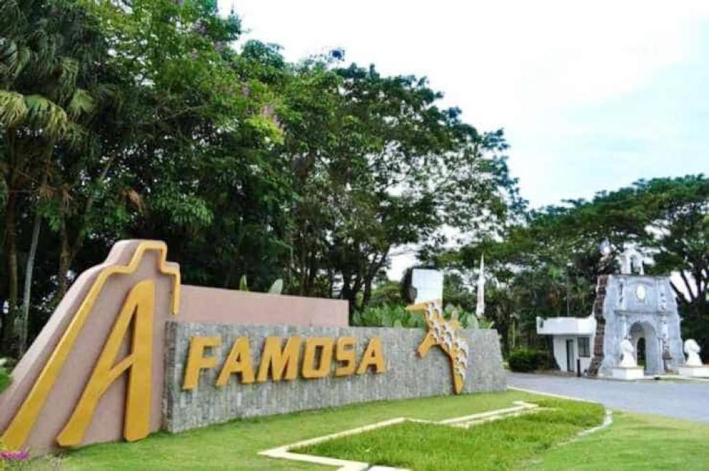 A'FAMOSA Pool Villa by S&T Homez photo 1