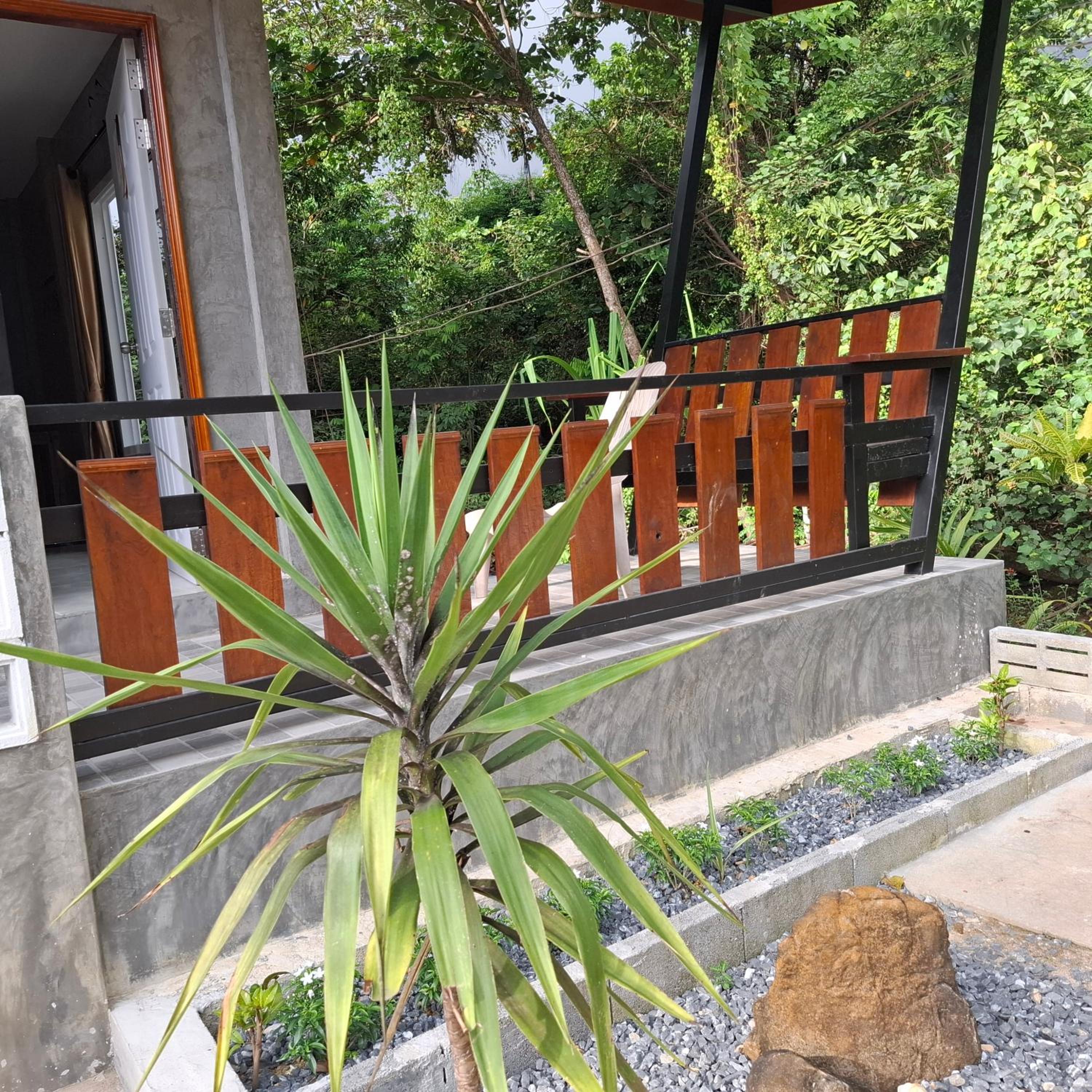 Lanta Valom buri