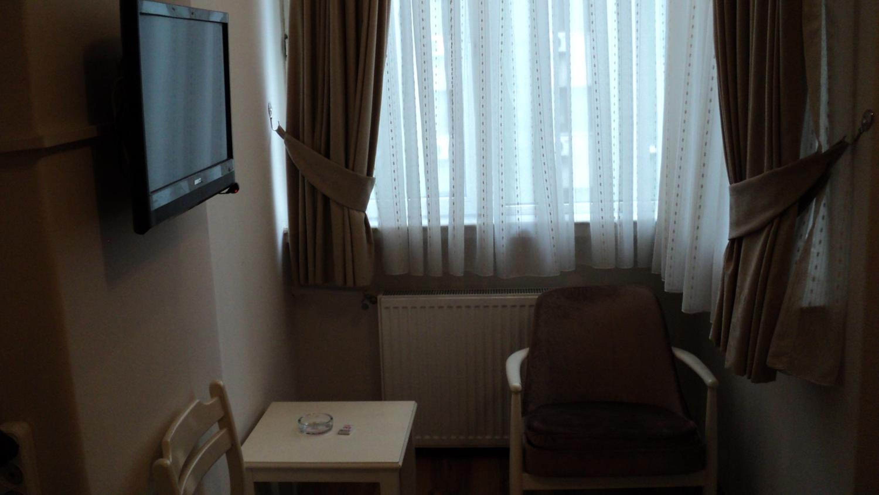 Tac Hotel - Image 82