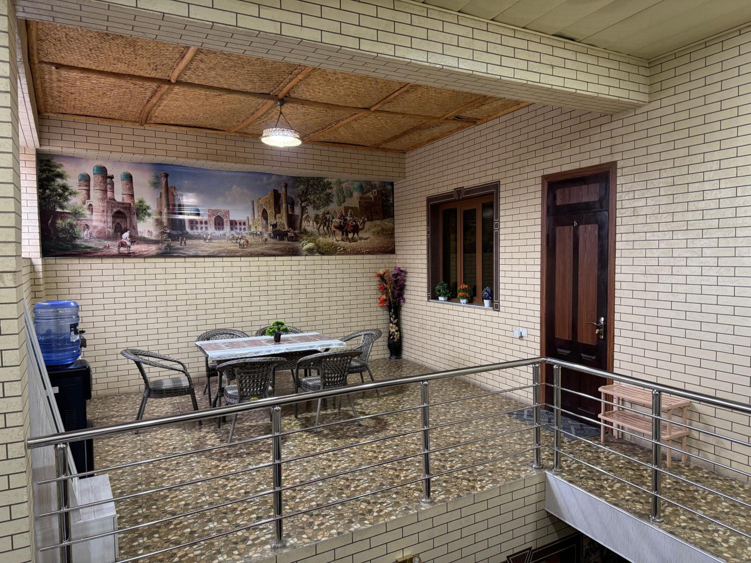 Shaxboz Guest House view 5