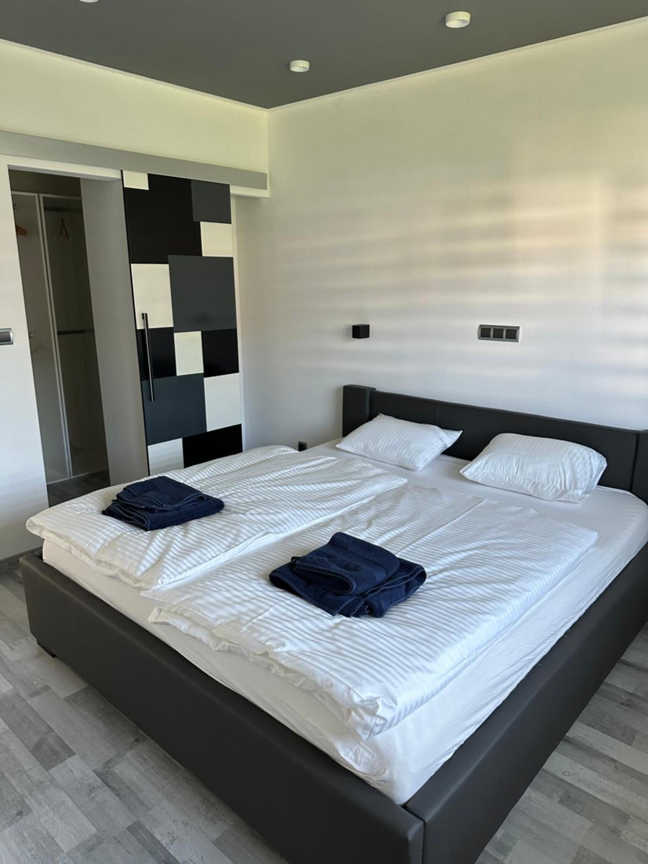 Guesthouse - R