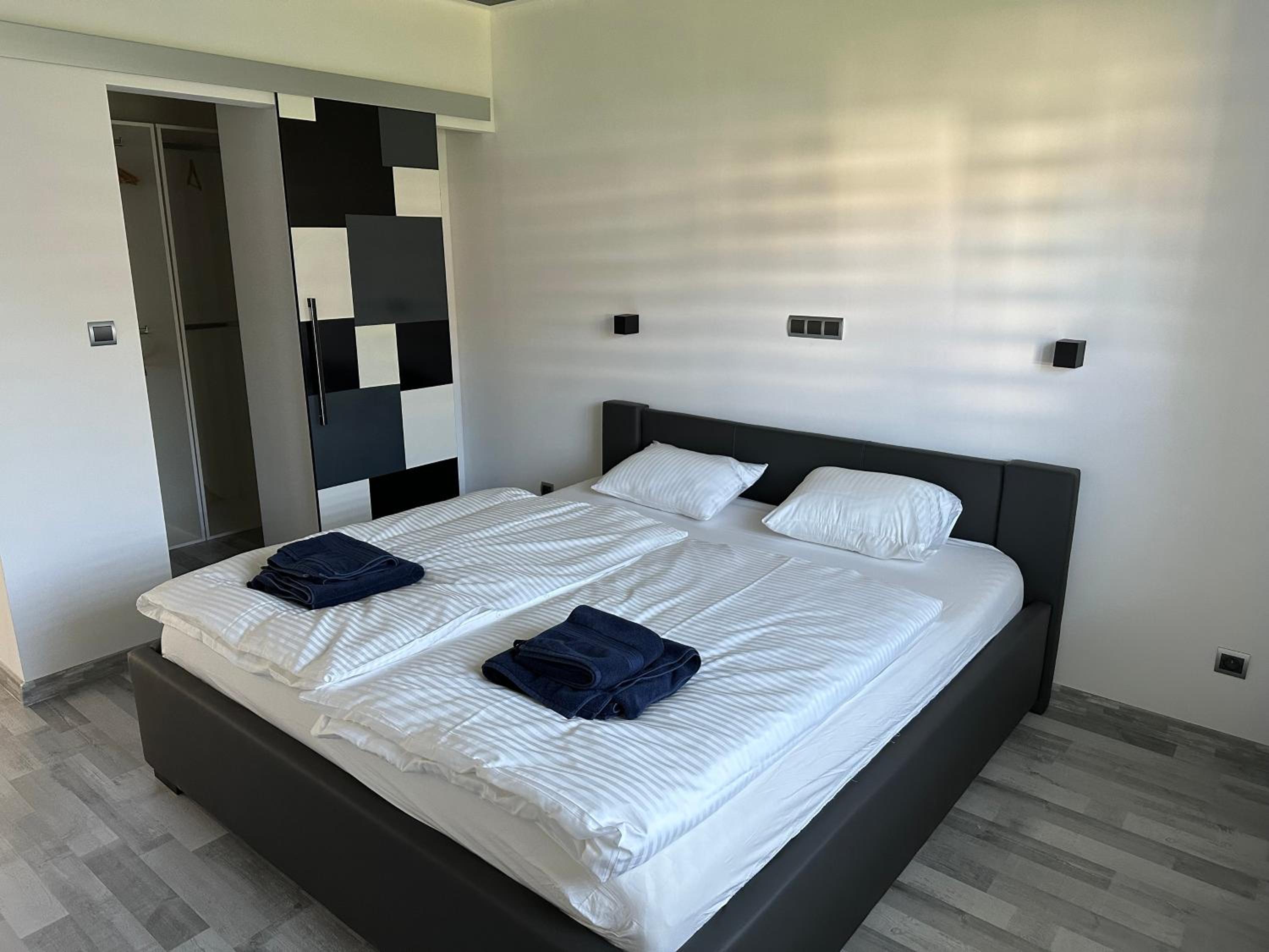 Guesthouse - R