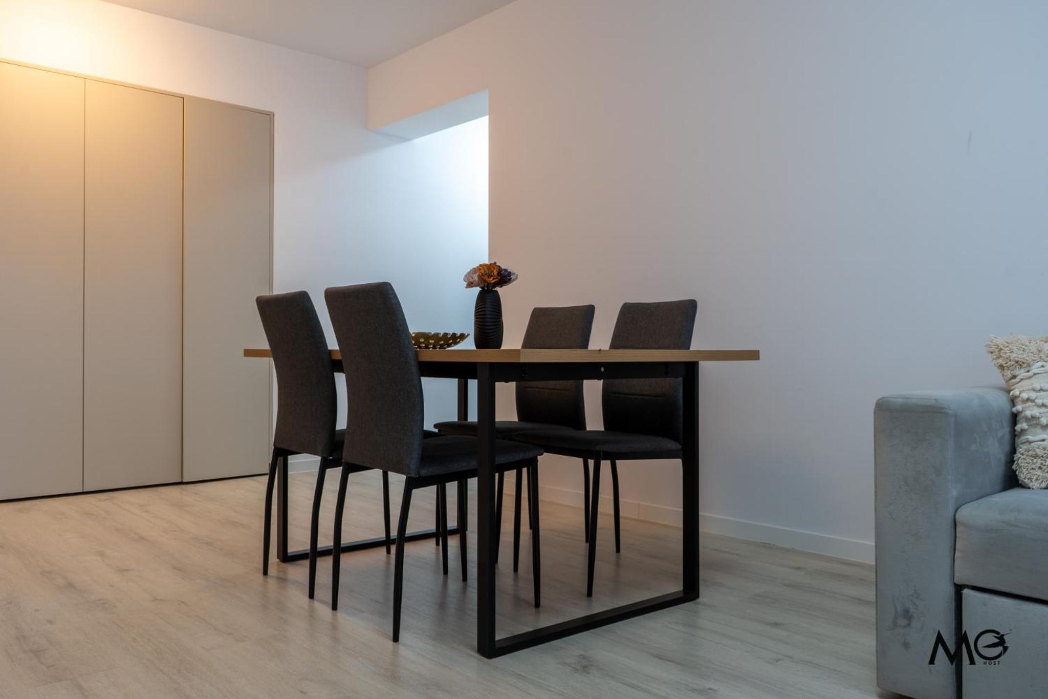 Premium MoHost Noua - Mountain View Escape
