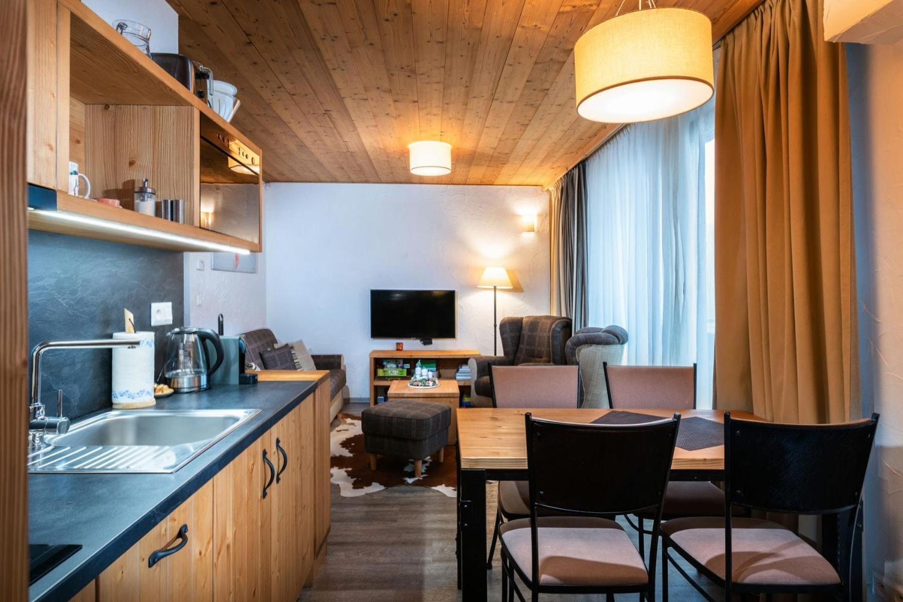Apartman Konifer - Jacuzzi - Ski In Ski Out view 3