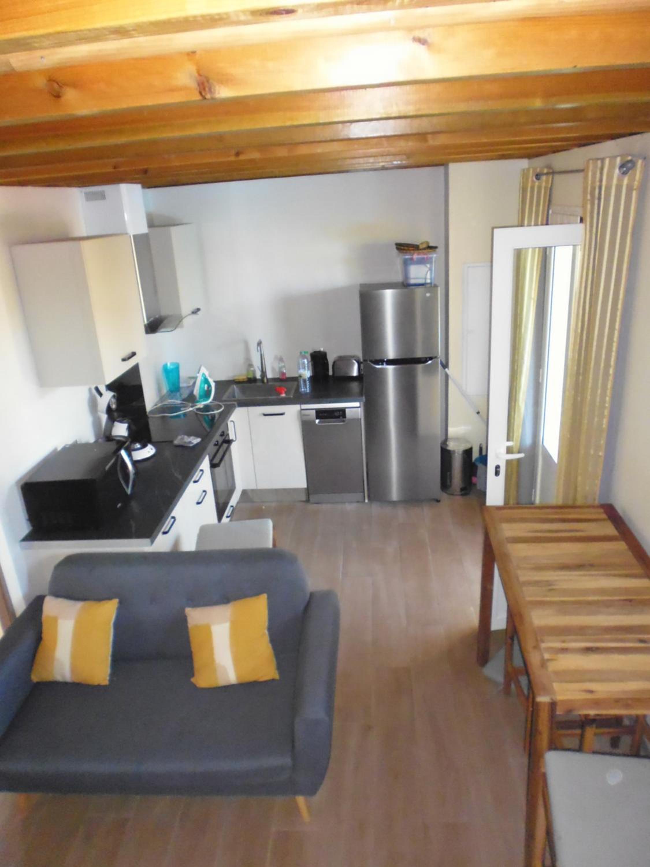 Petite maison avec piscine view 2