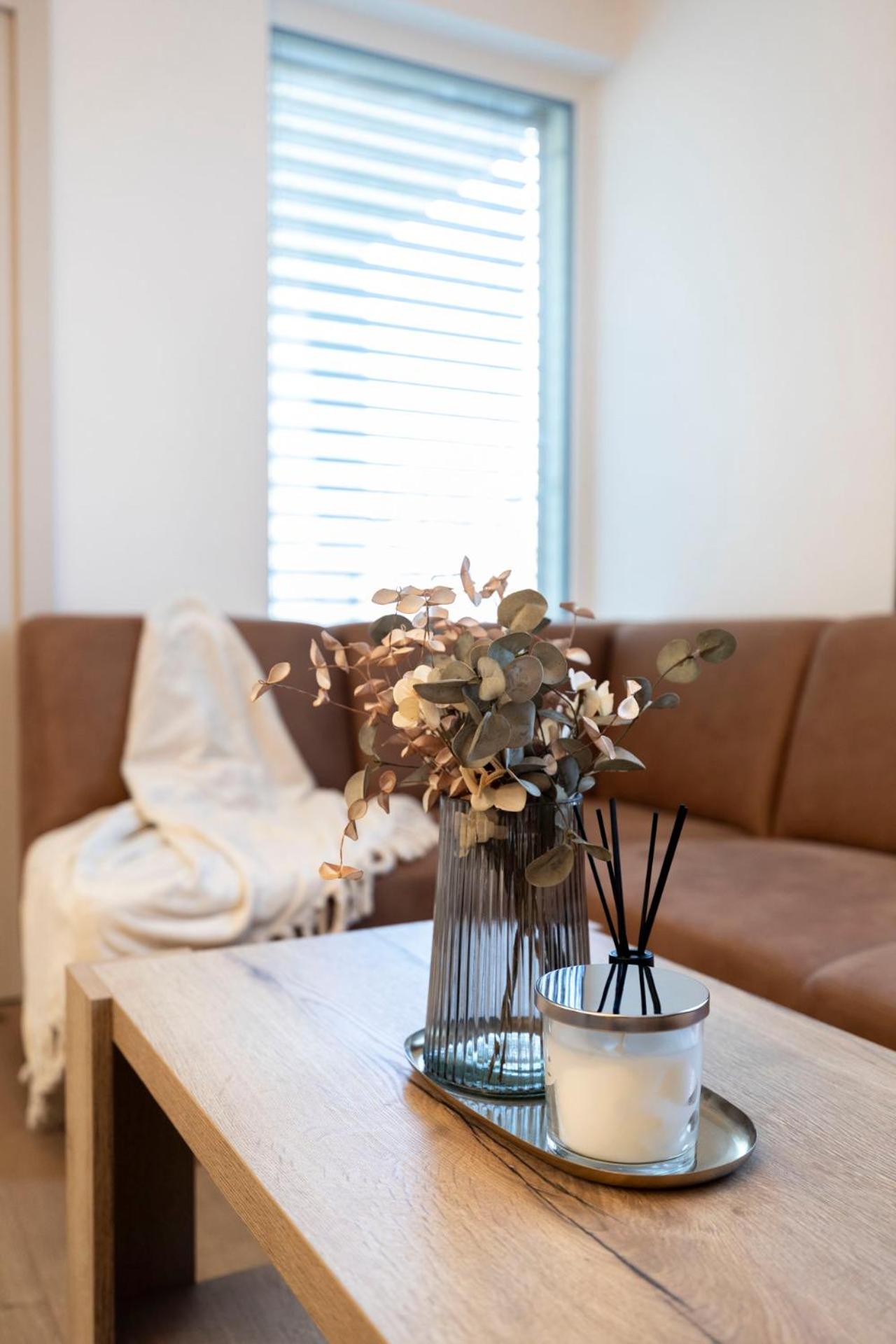 ALURE RESIDENCES 9 & 24h self check-in, private parking in front of the apartment building included, new building, terrace, the apartment building has its  view 4