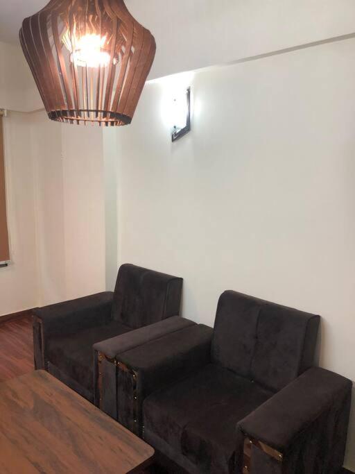 Golden Luxury Beachside Apartment view 4