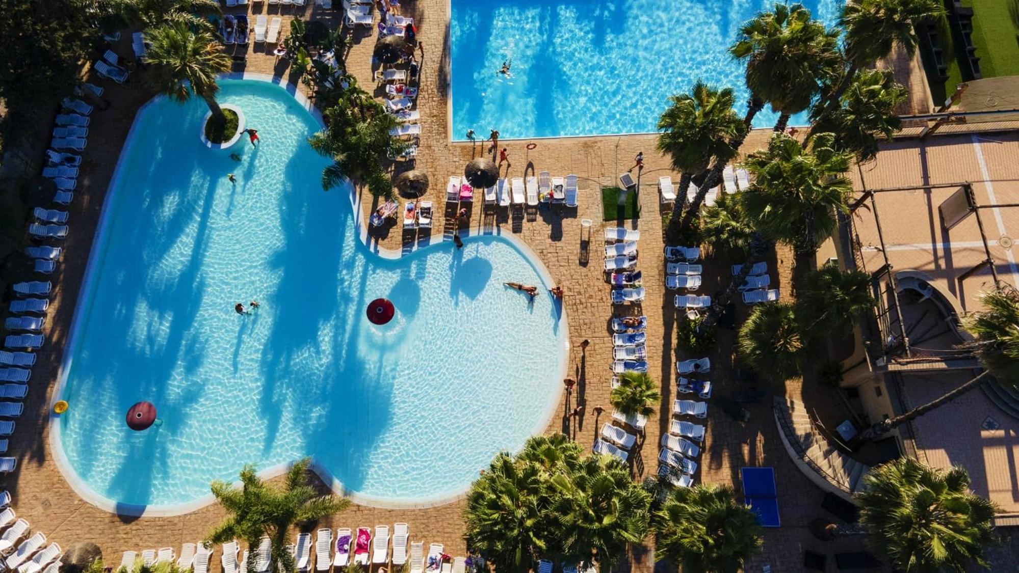 Sporting Club Village