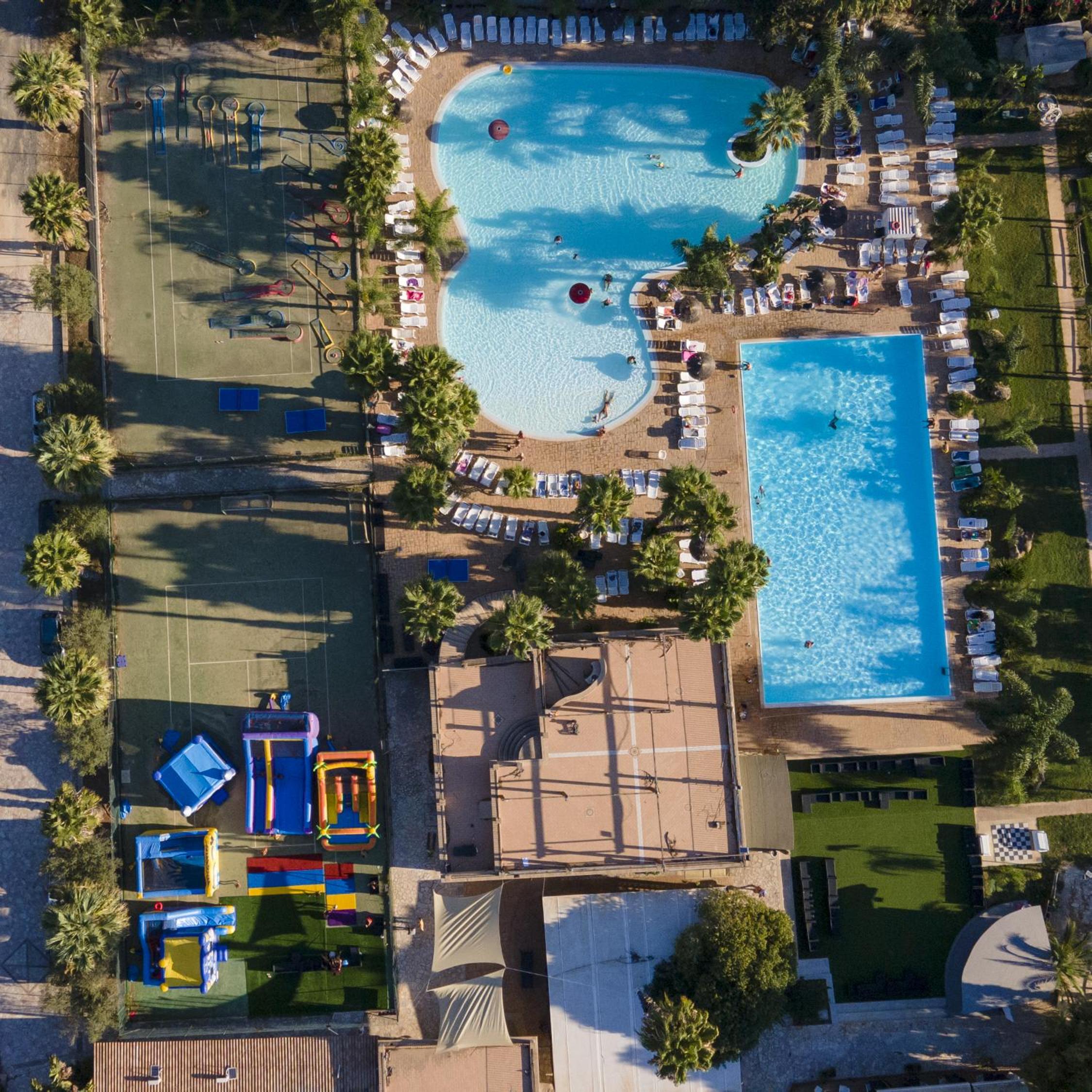 Sporting Club Village