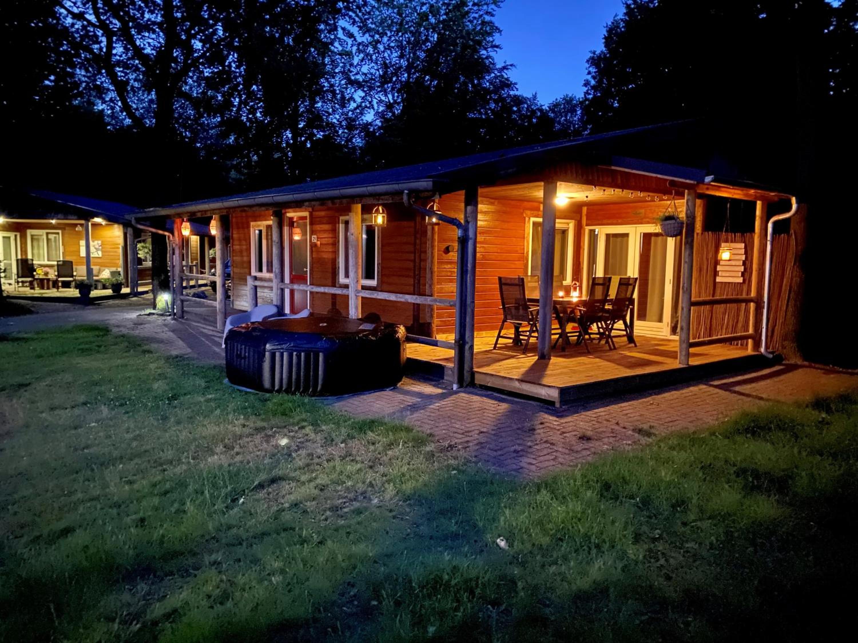 Drentse Sleutels 6 persoons huisje met jacuzzi