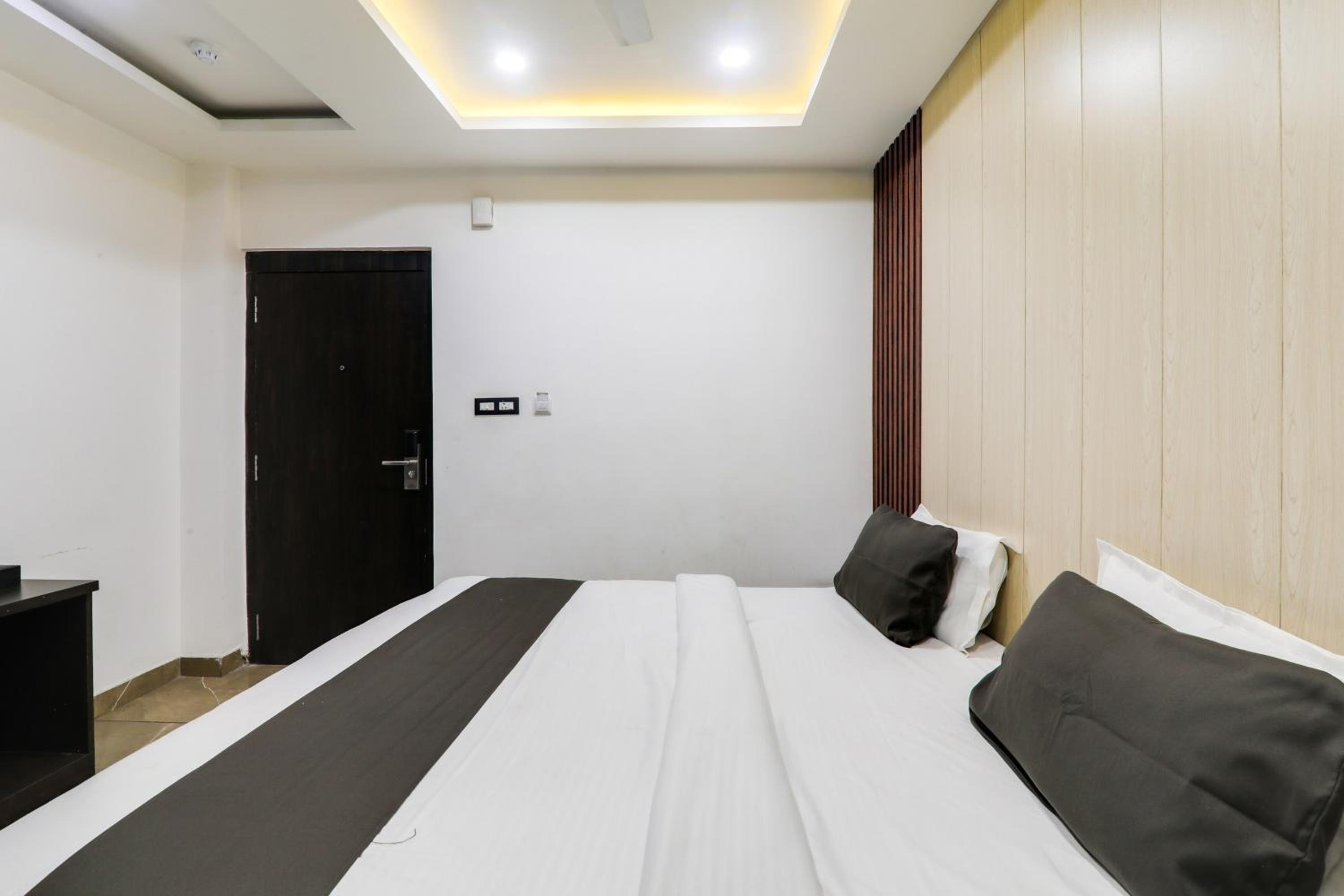 Super Hotel O RED CARPET HOTEL & BANQUET view 2