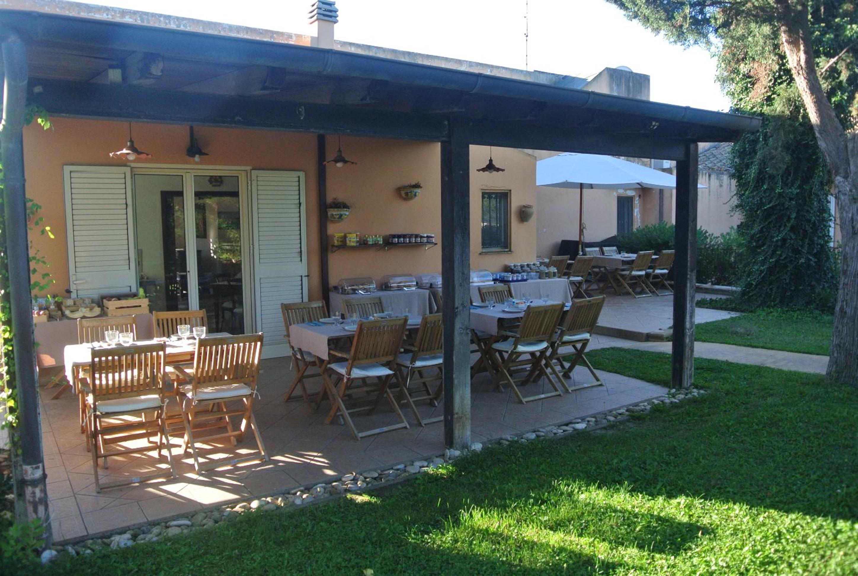 Villa Carlotta Resort