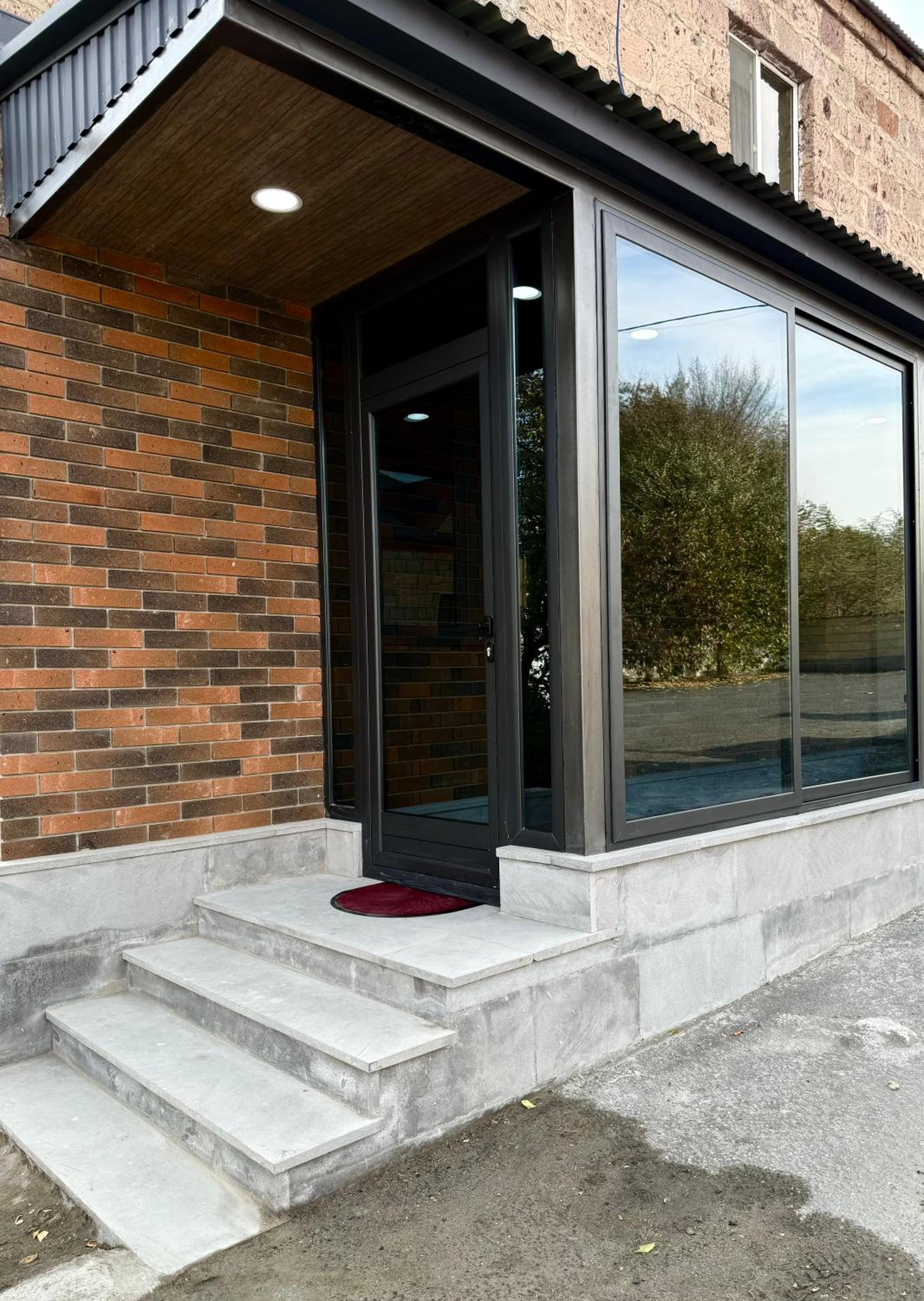 Leran Guest House