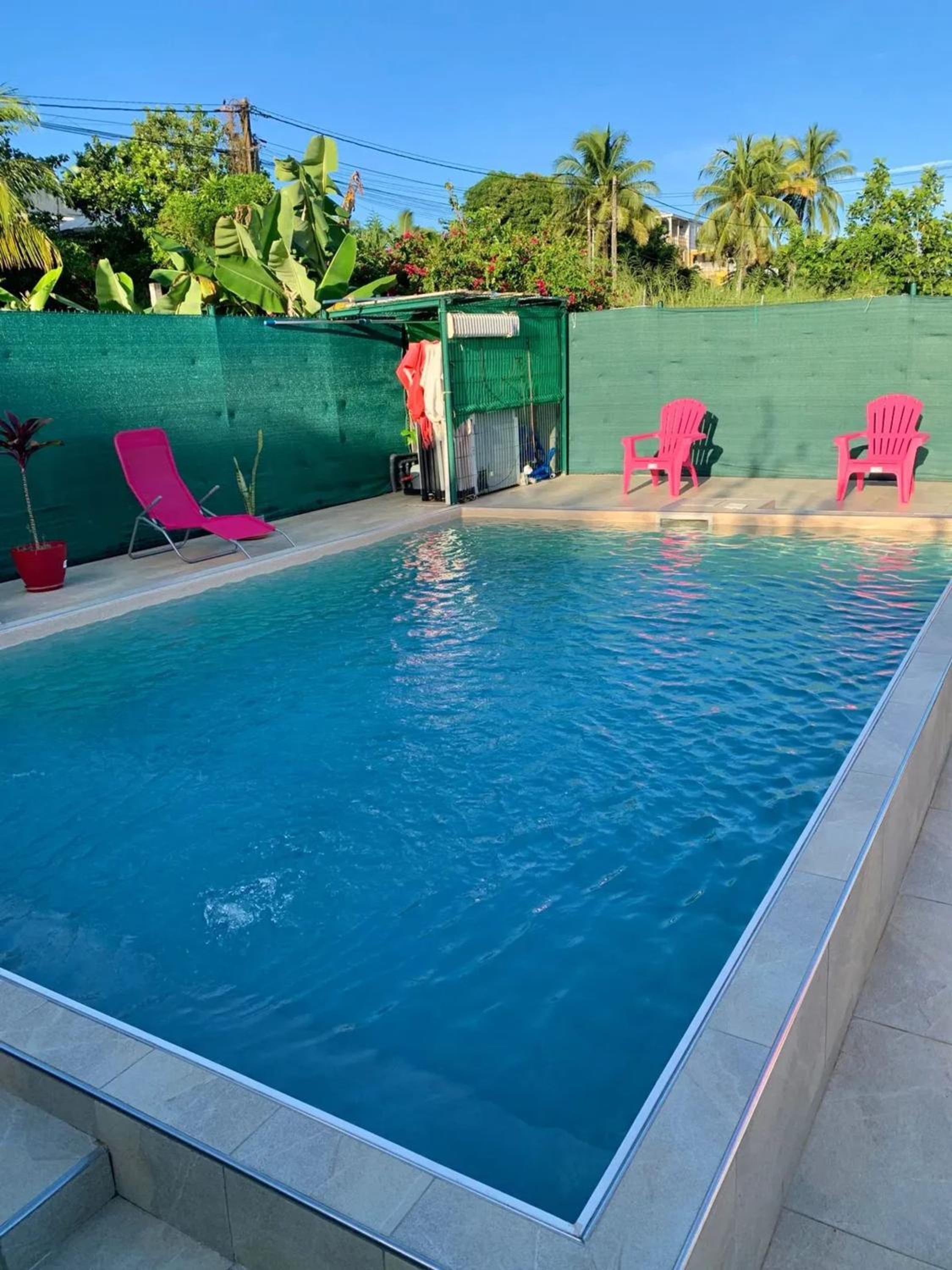 Maison de charme à Petit Bourg avec piscine partagée