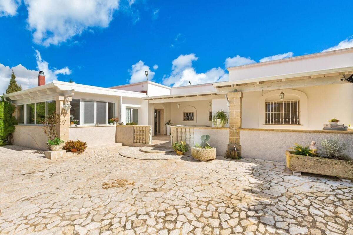 Hotel Villa Smeralda - Image 1