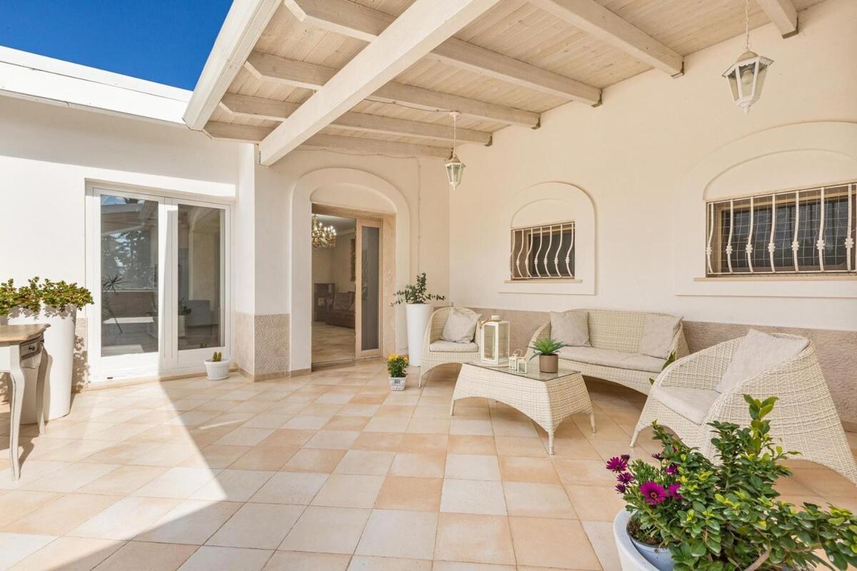 Villa Smeralda view 5