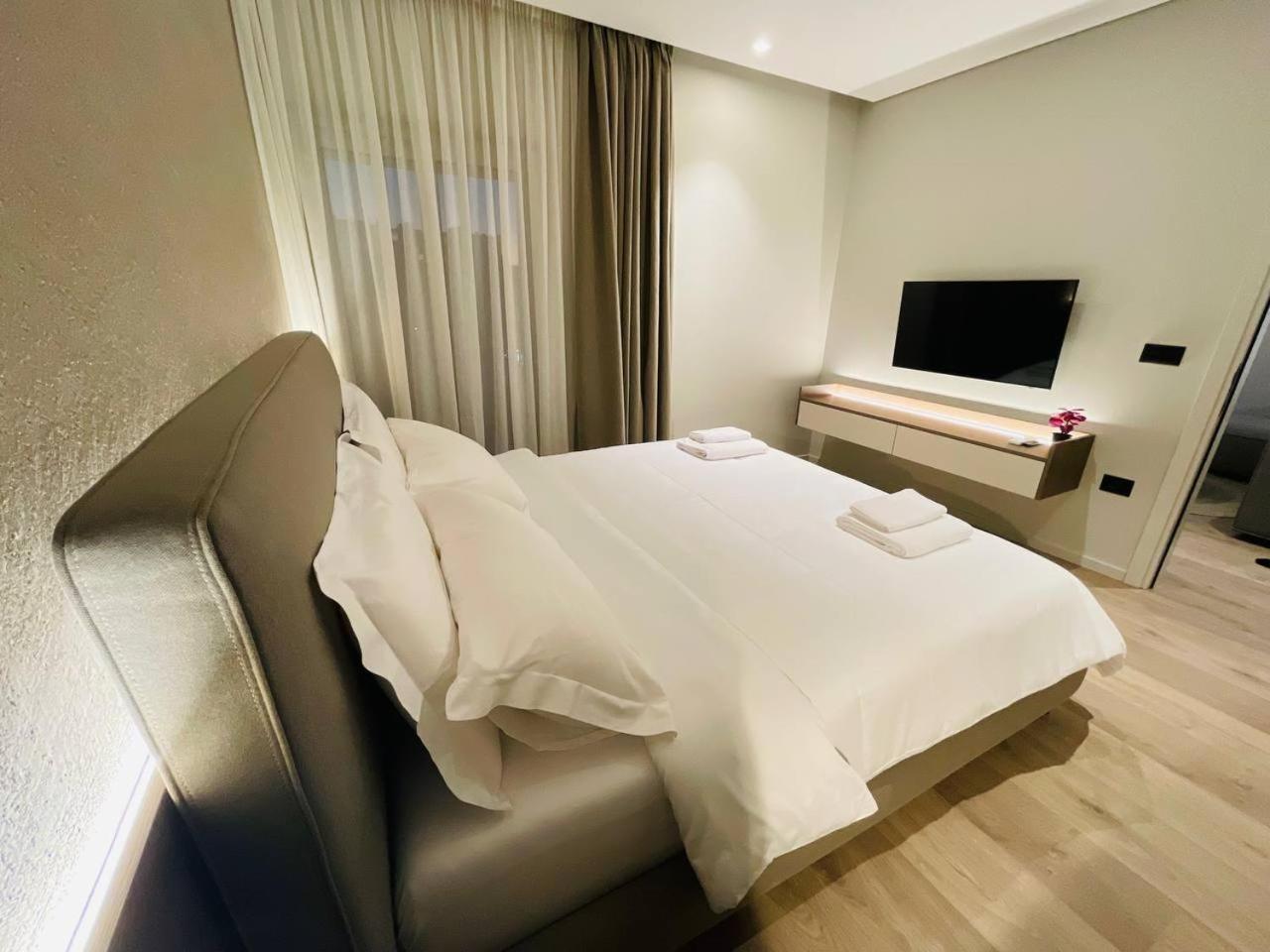 Two Steps Apartments Tirana