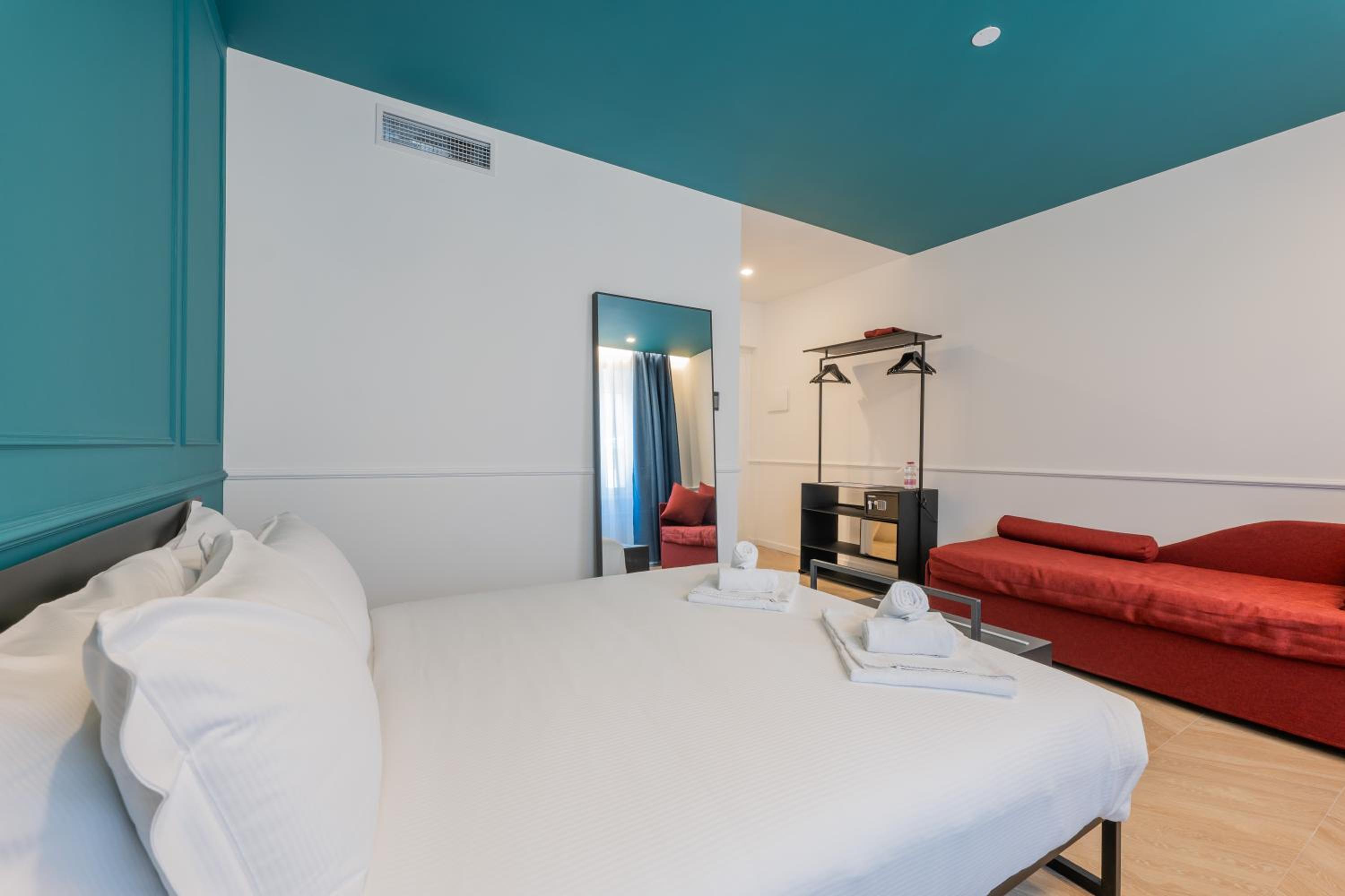 Maria Cristina Boutique Rooms