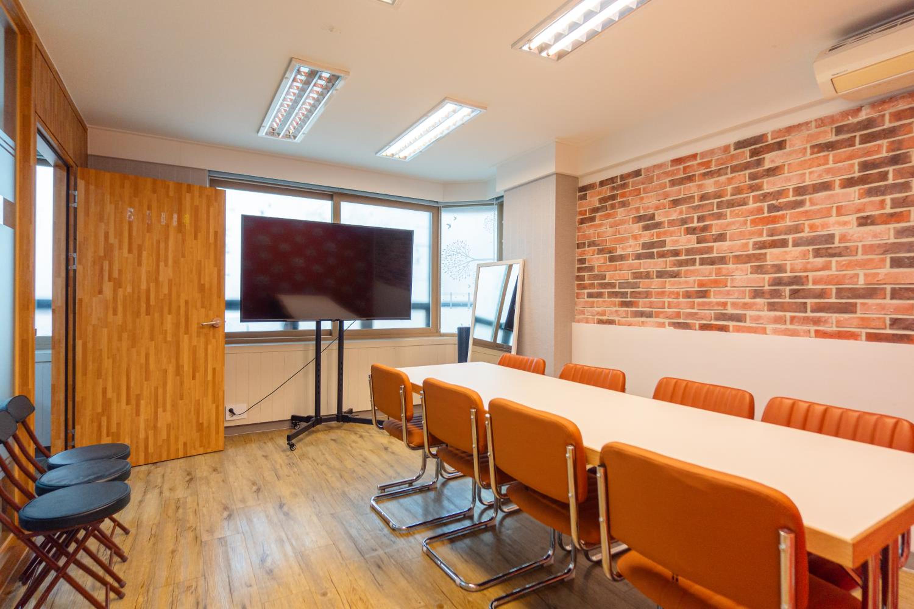 meeting & event spaces