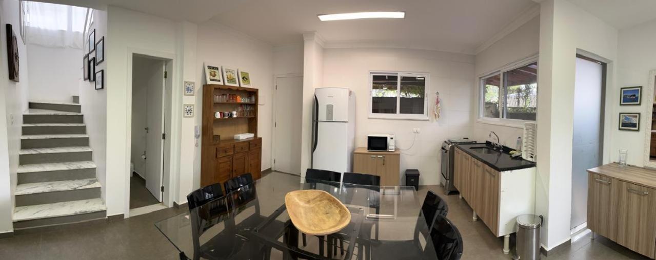 Casa em condomínio fechado, ambiente familiar