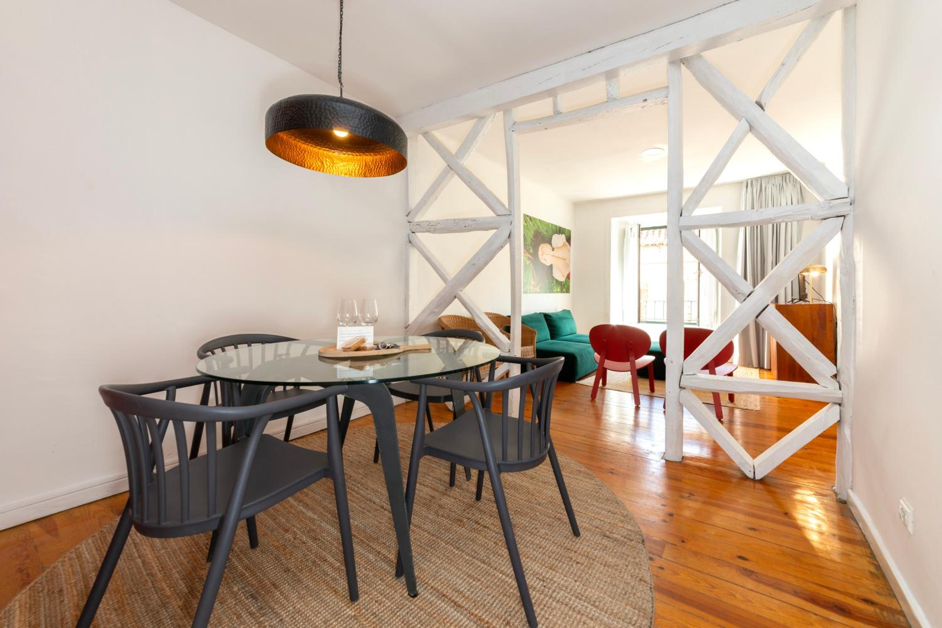 Alfama - Sé Cathedral | Lisbon Cheese & Wine Apartments
