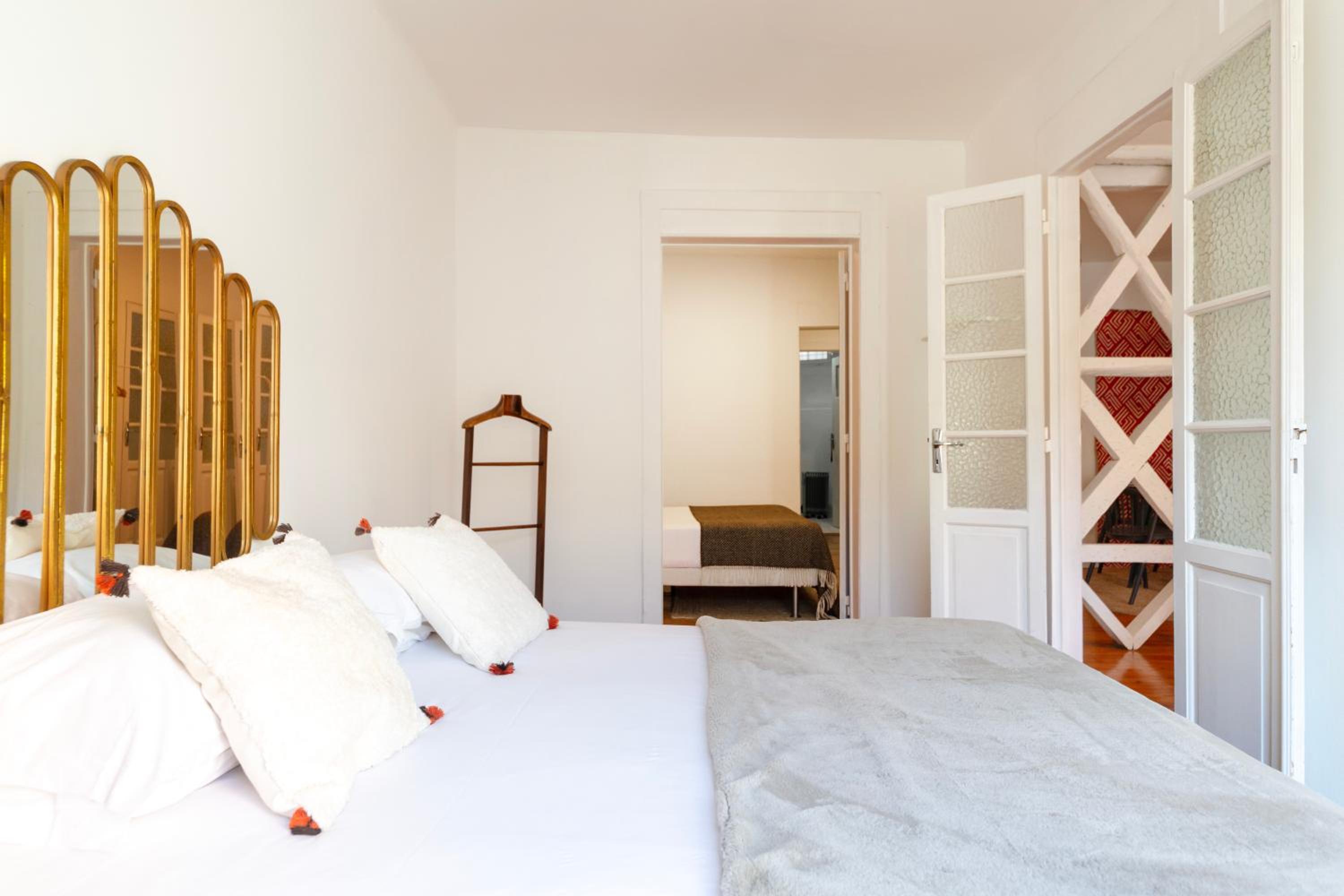 Alfama - Sé Cathedral | Lisbon Cheese & Wine Apartments