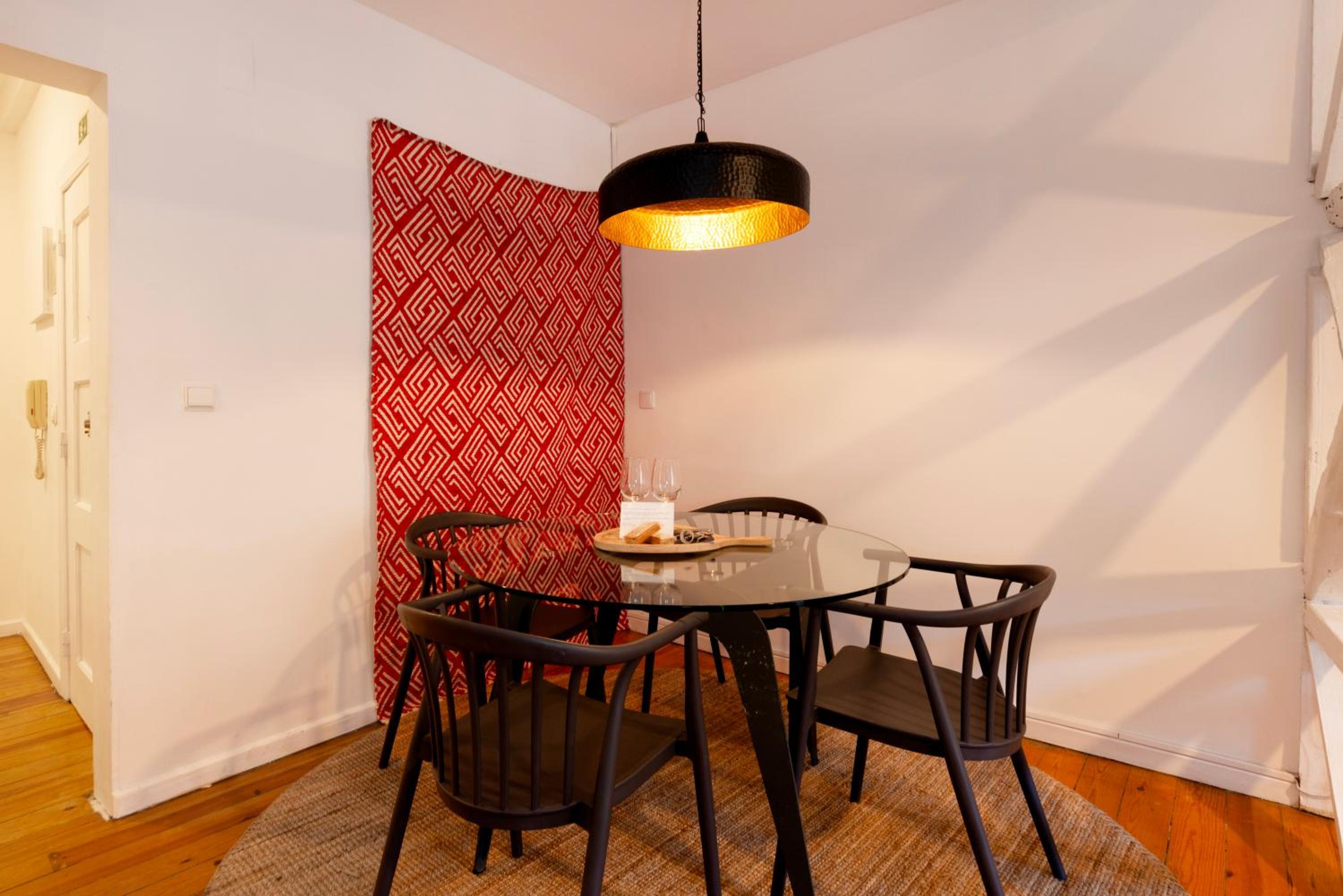 Alfama - Sé Cathedral | Lisbon Cheese & Wine Apartments