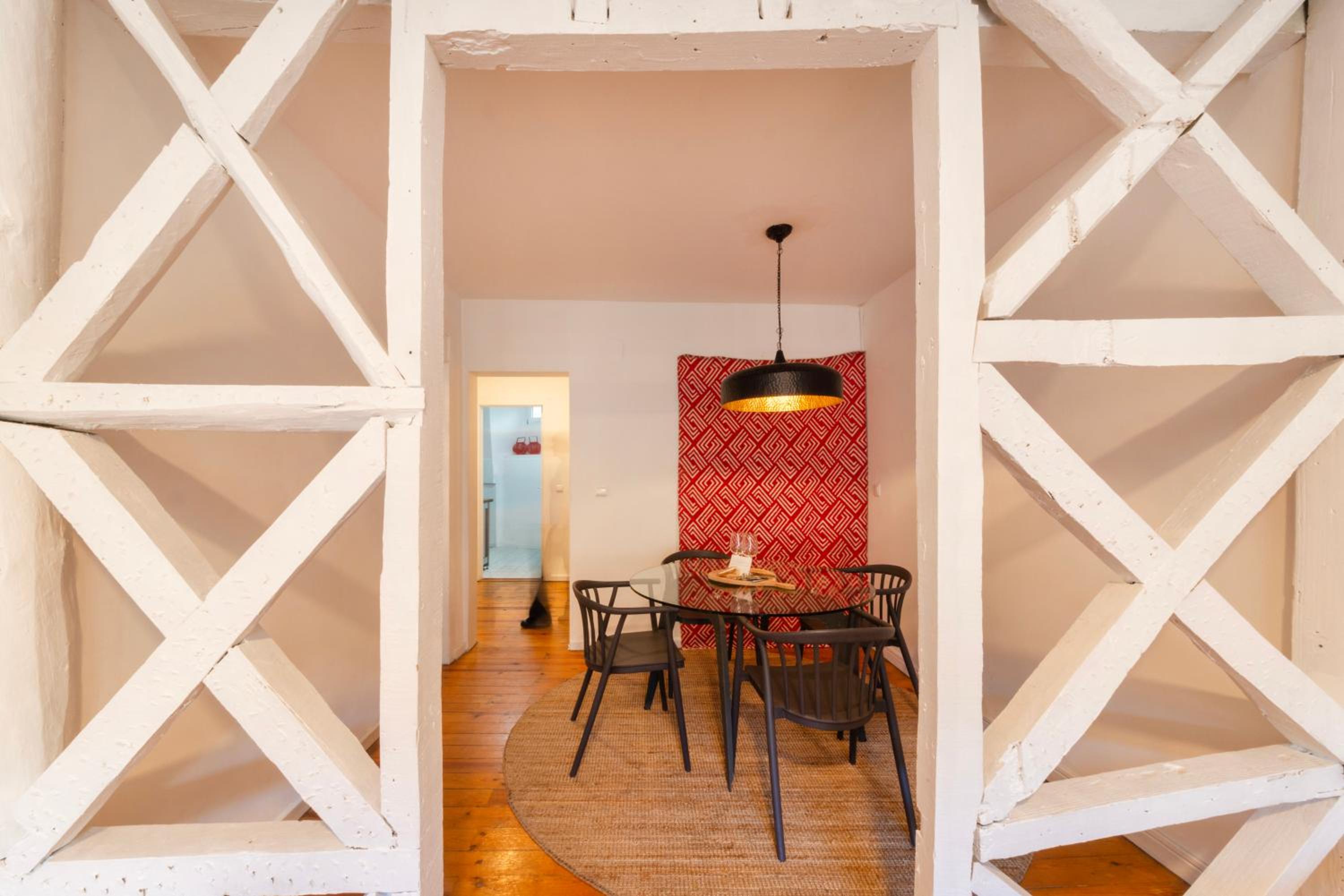 Alfama - Sé Cathedral | Lisbon Cheese & Wine Apartments