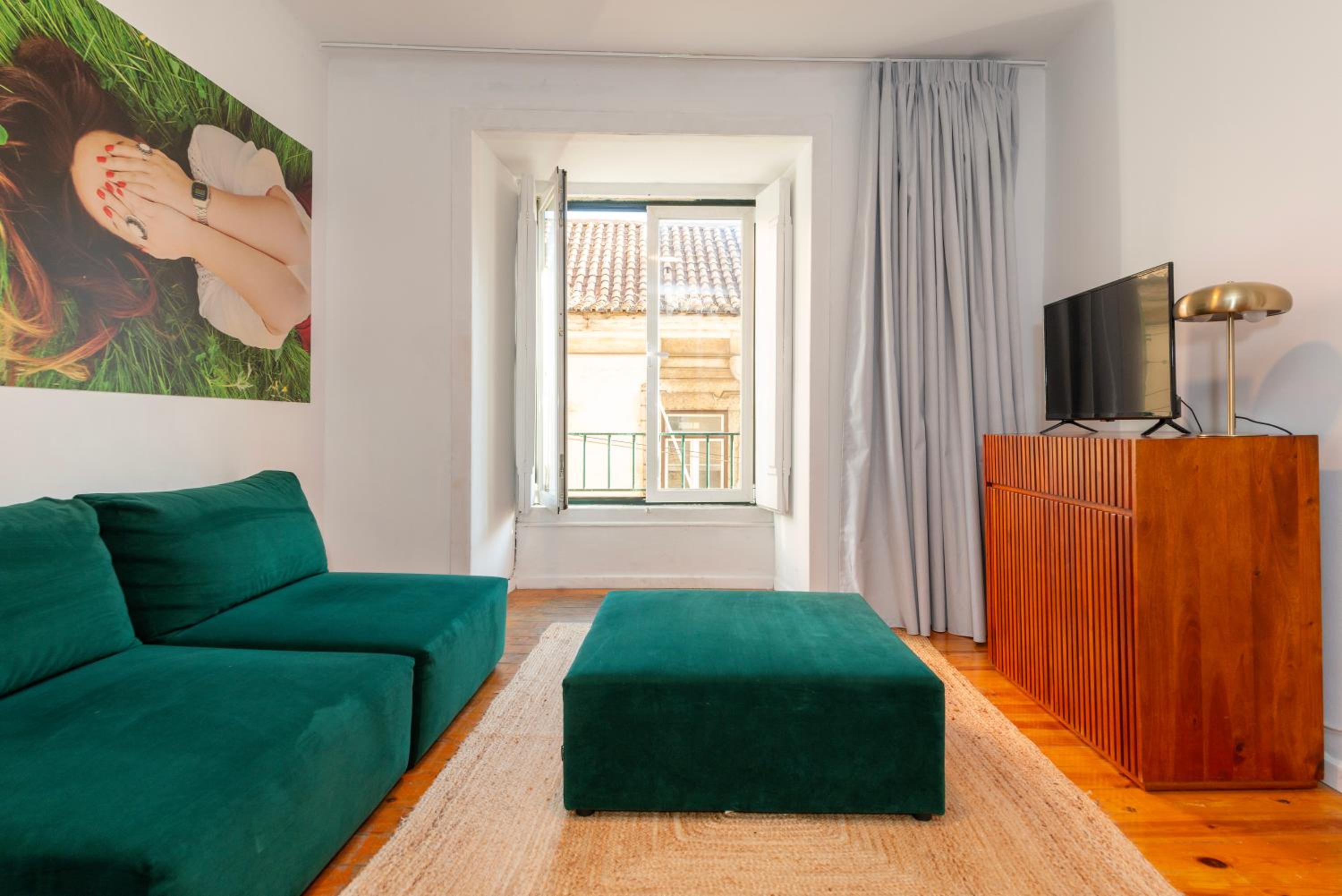 Alfama - Sé Cathedral | Lisbon Cheese & Wine Apartments