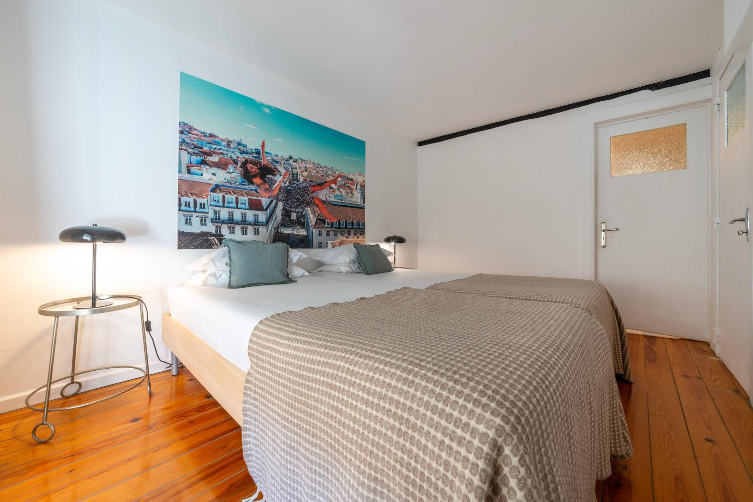 Alfama - Sé Cathedral | Lisbon Cheese & Wine Apartments