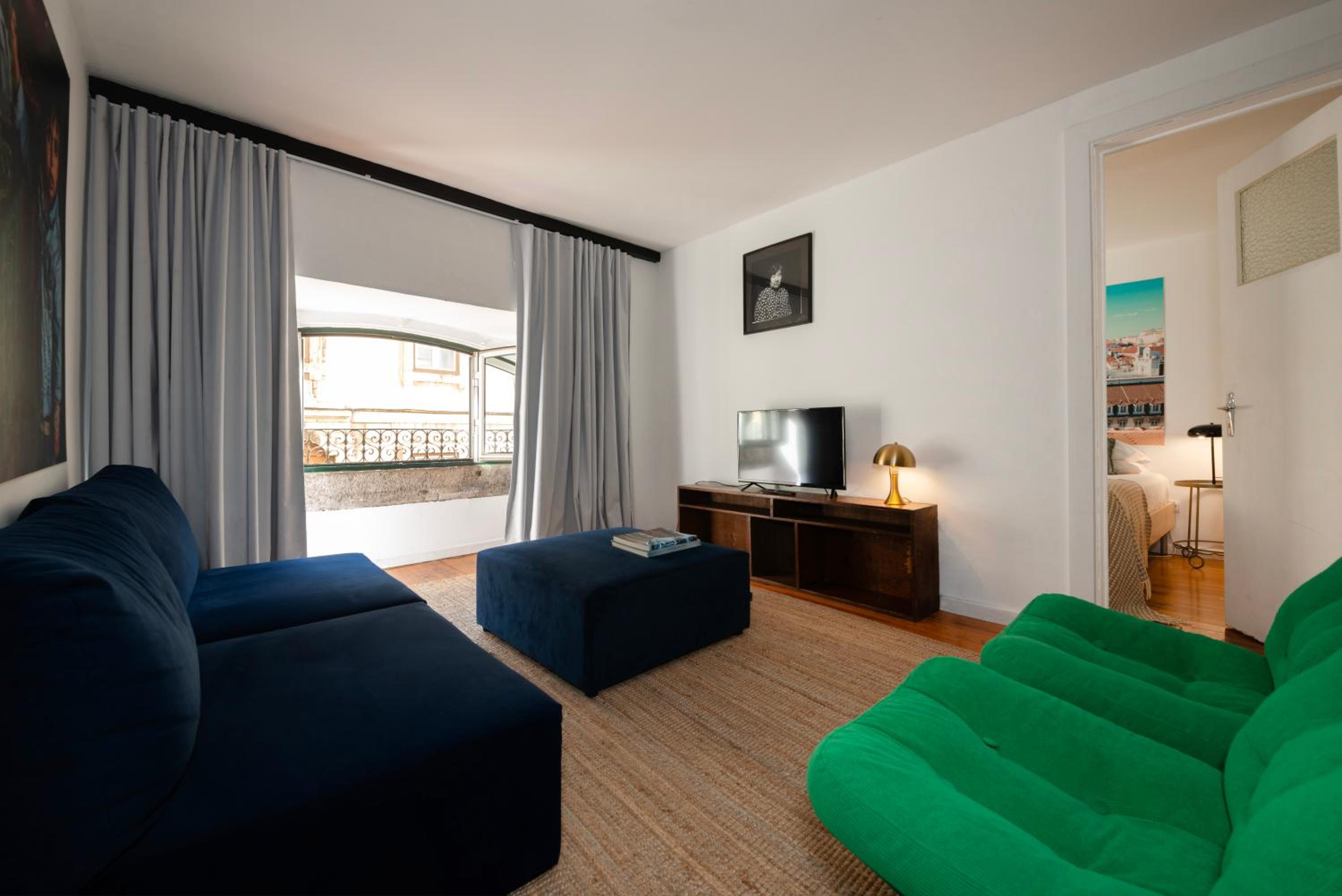 Alfama - Sé Cathedral | Lisbon Cheese & Wine Apartments