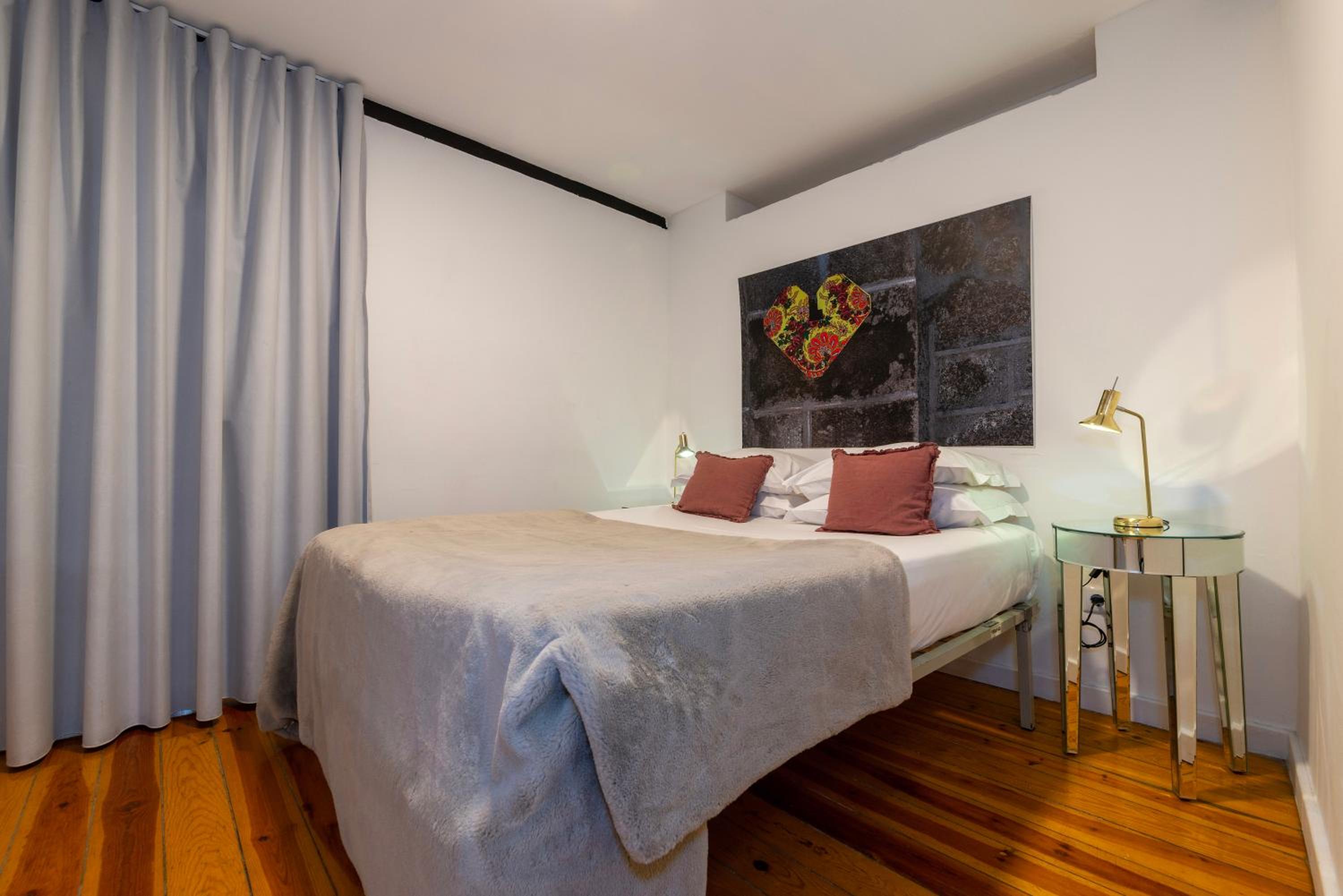Alfama - Sé Cathedral | Lisbon Cheese & Wine Apartments