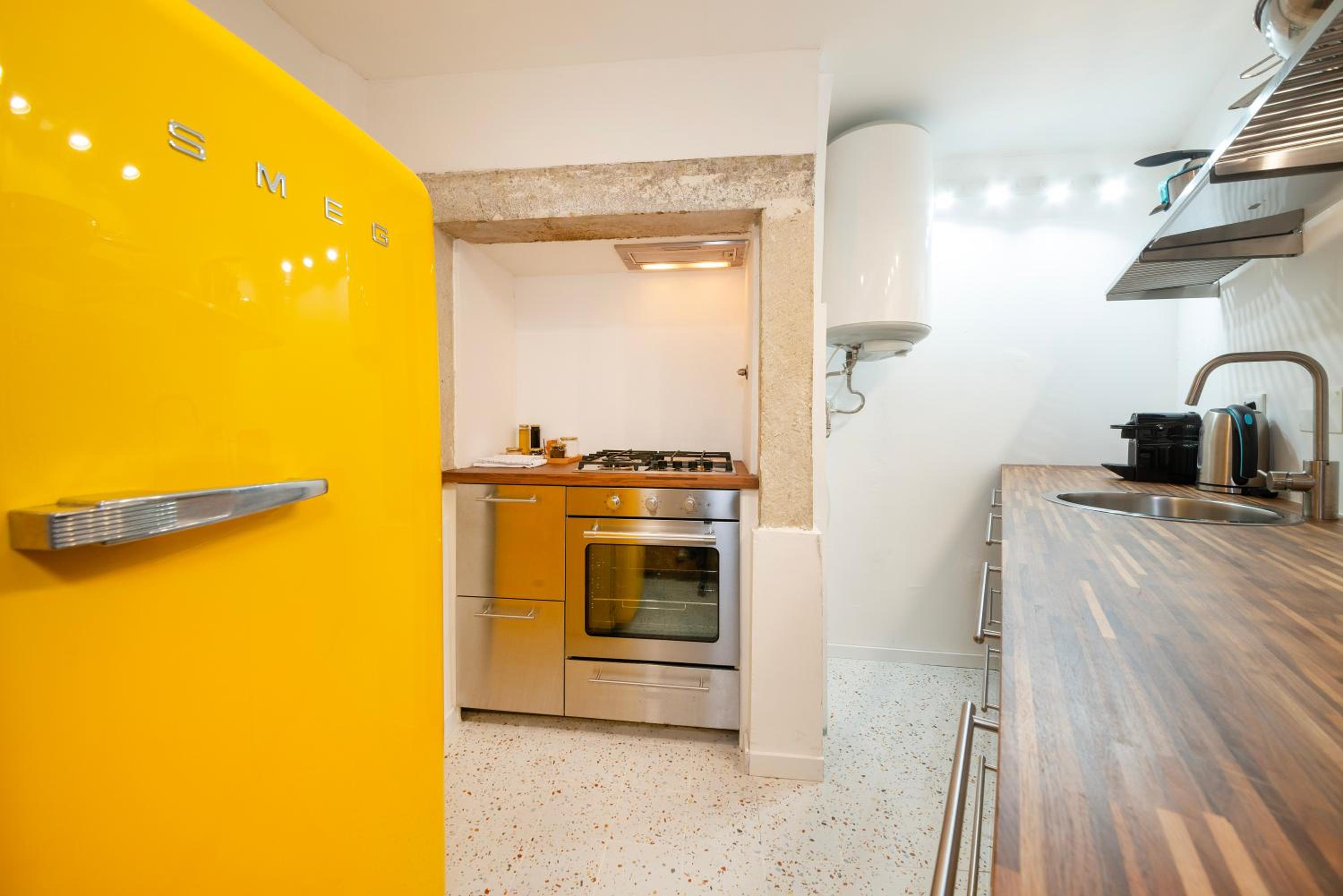 Alfama - Sé Cathedral | Lisbon Cheese & Wine Apartments